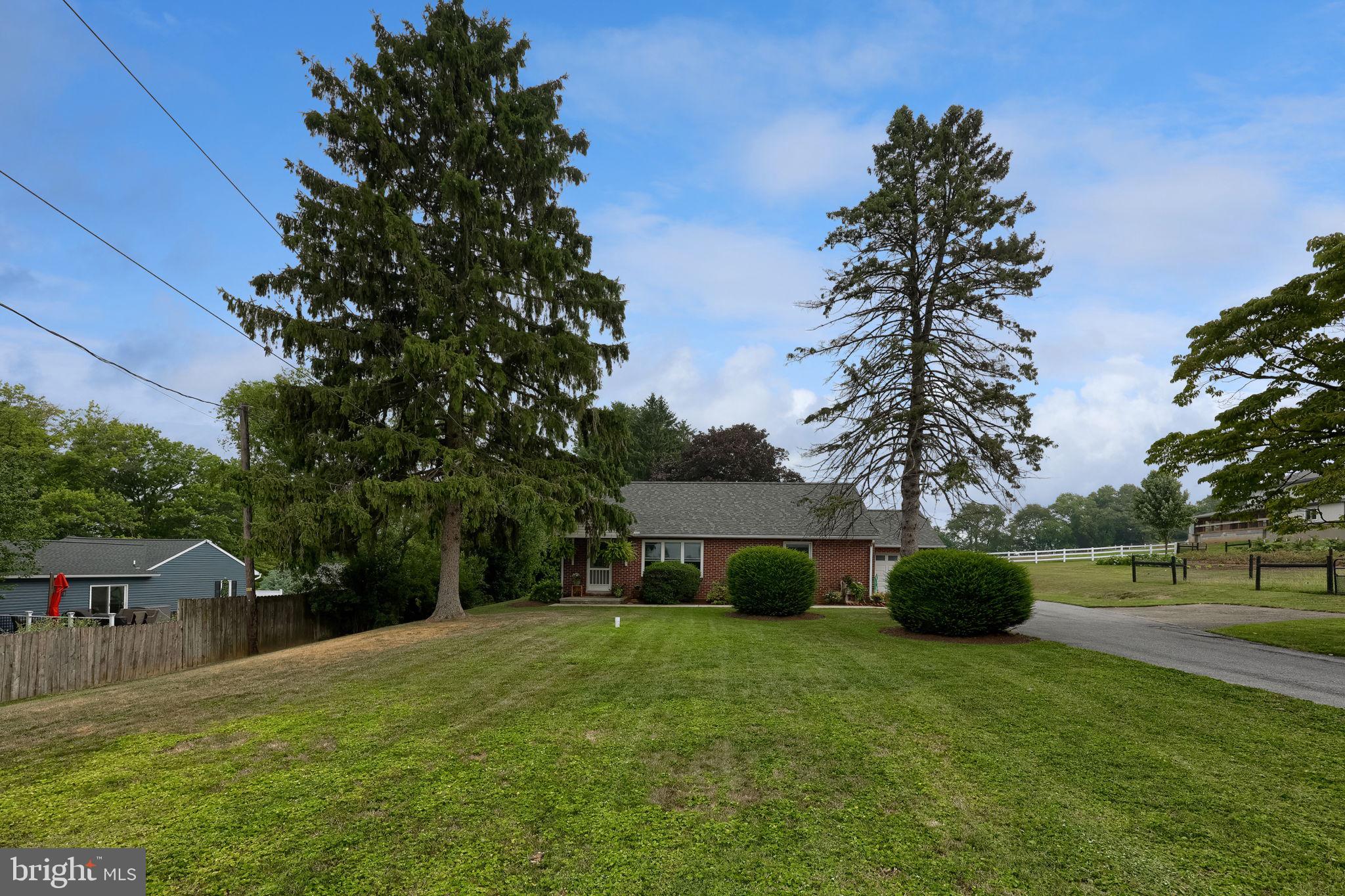 1646 WHITE OAK ROAD