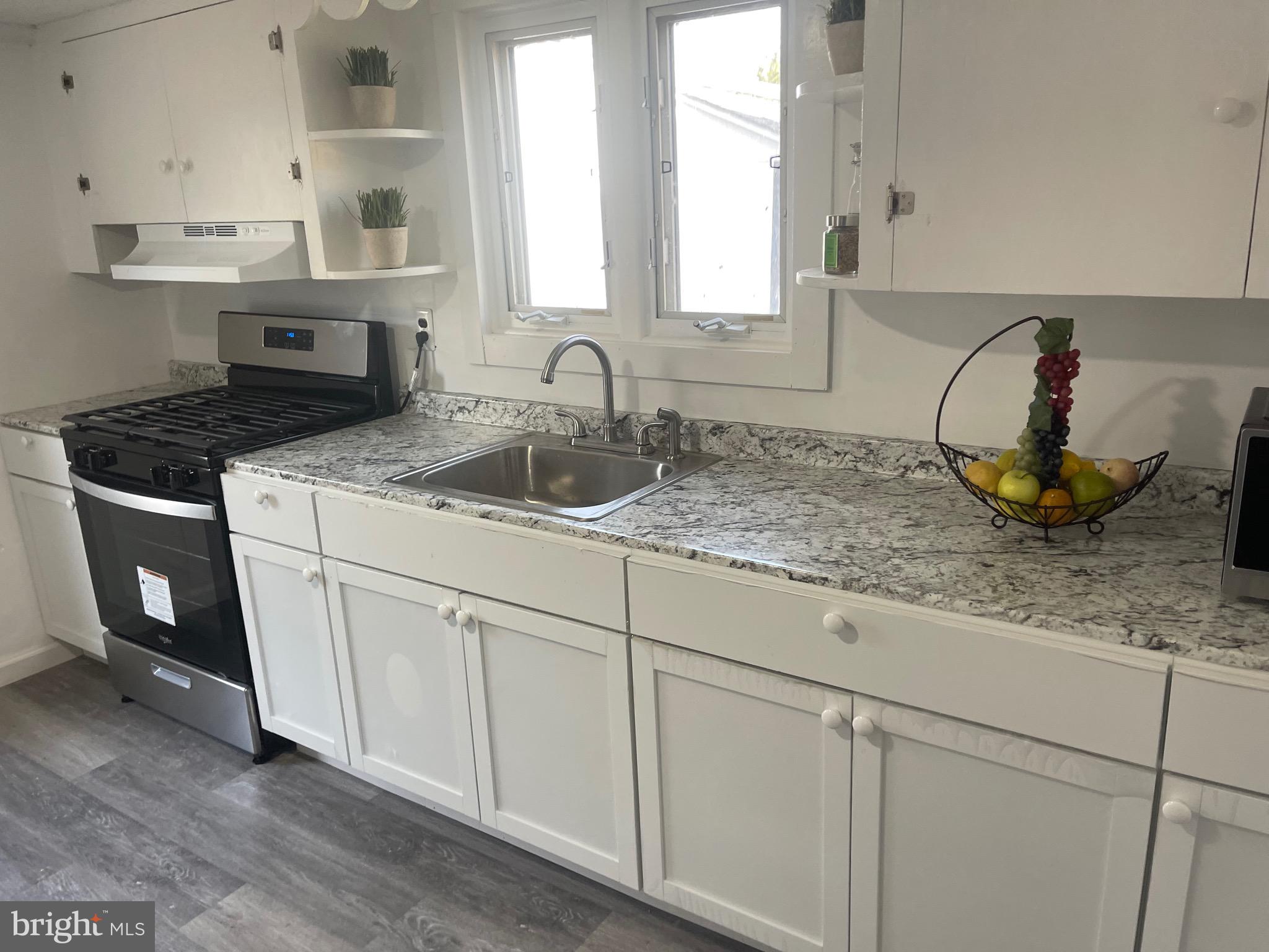 LUMS POND ESTATES - Residential