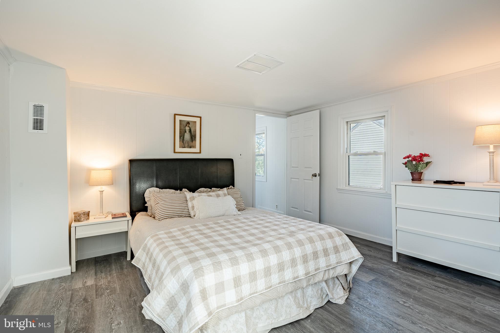 LUMS POND ESTATES - Residential