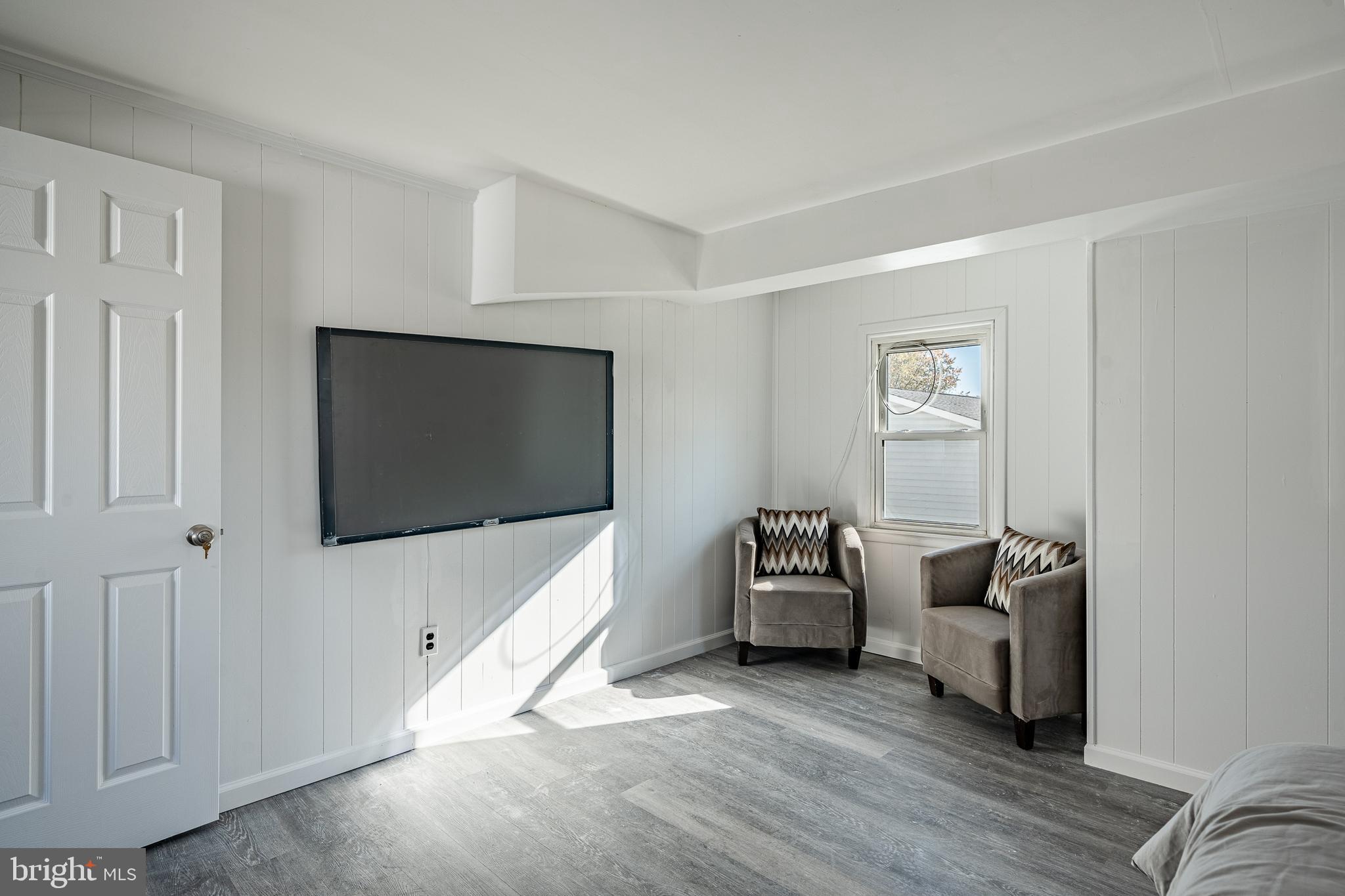 LUMS POND ESTATES - Residential