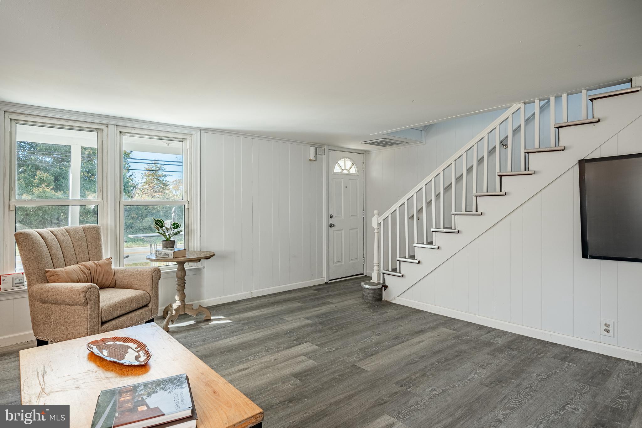 LUMS POND ESTATES - Residential