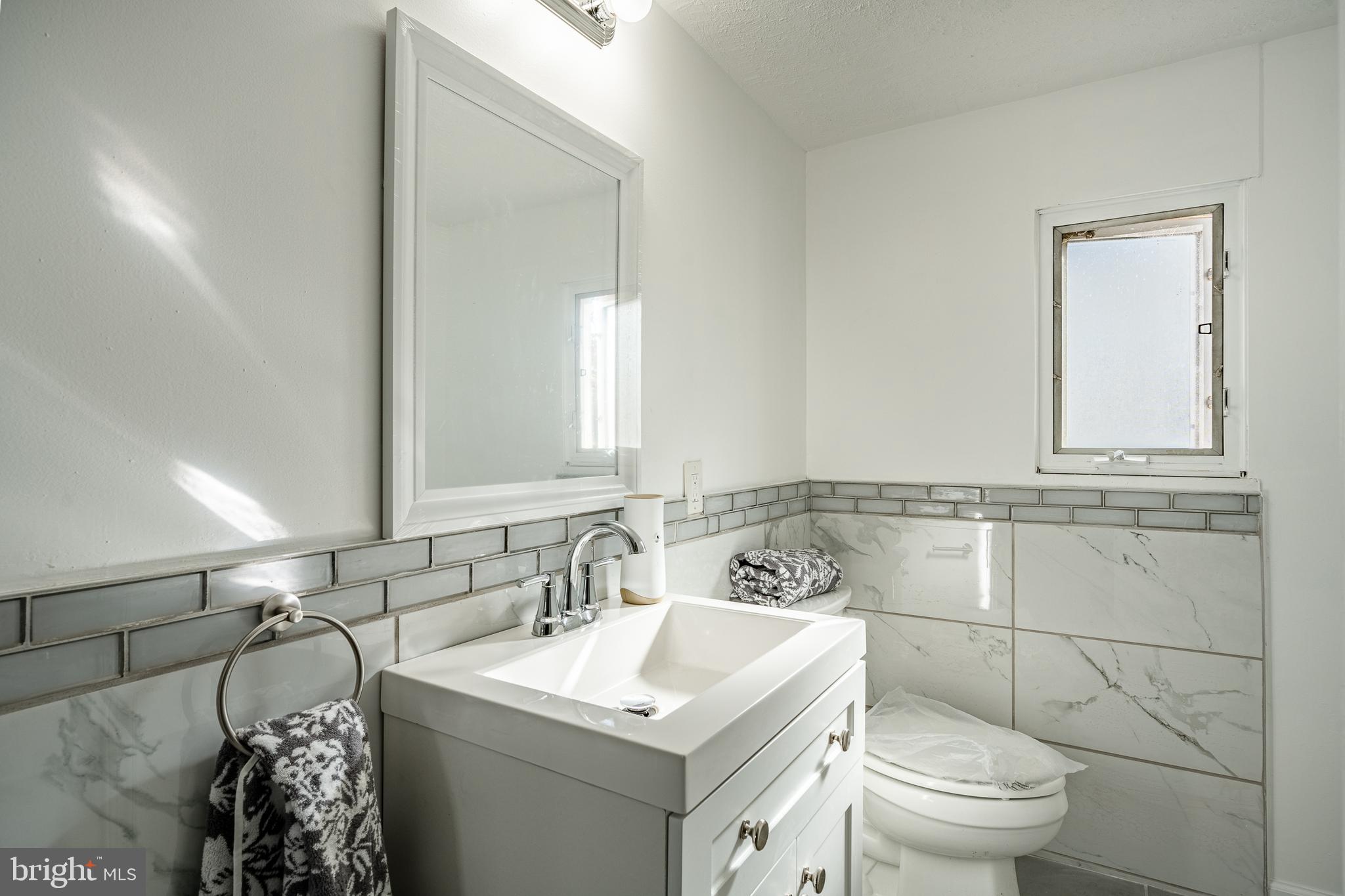 LUMS POND ESTATES - Residential