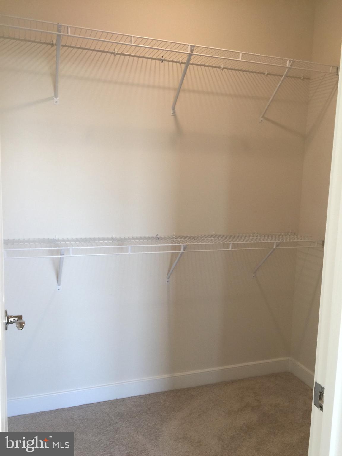 METROPARK AT ARROWBROOK - Residential Lease