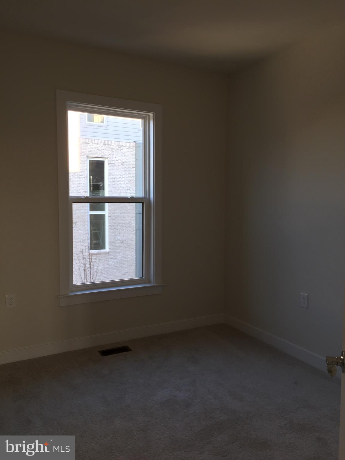 METROPARK AT ARROWBROOK - Residential Lease