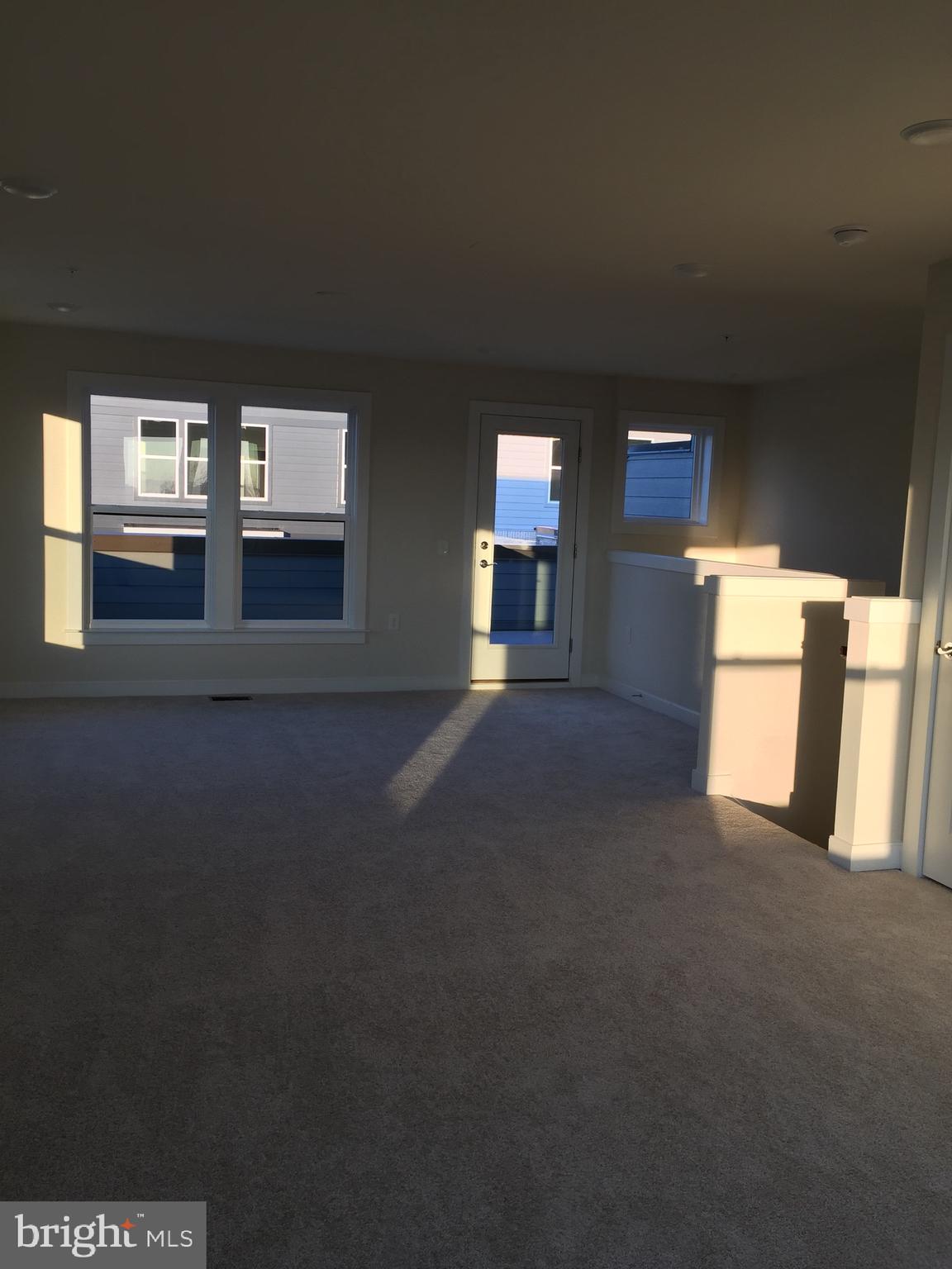 METROPARK AT ARROWBROOK - Residential Lease