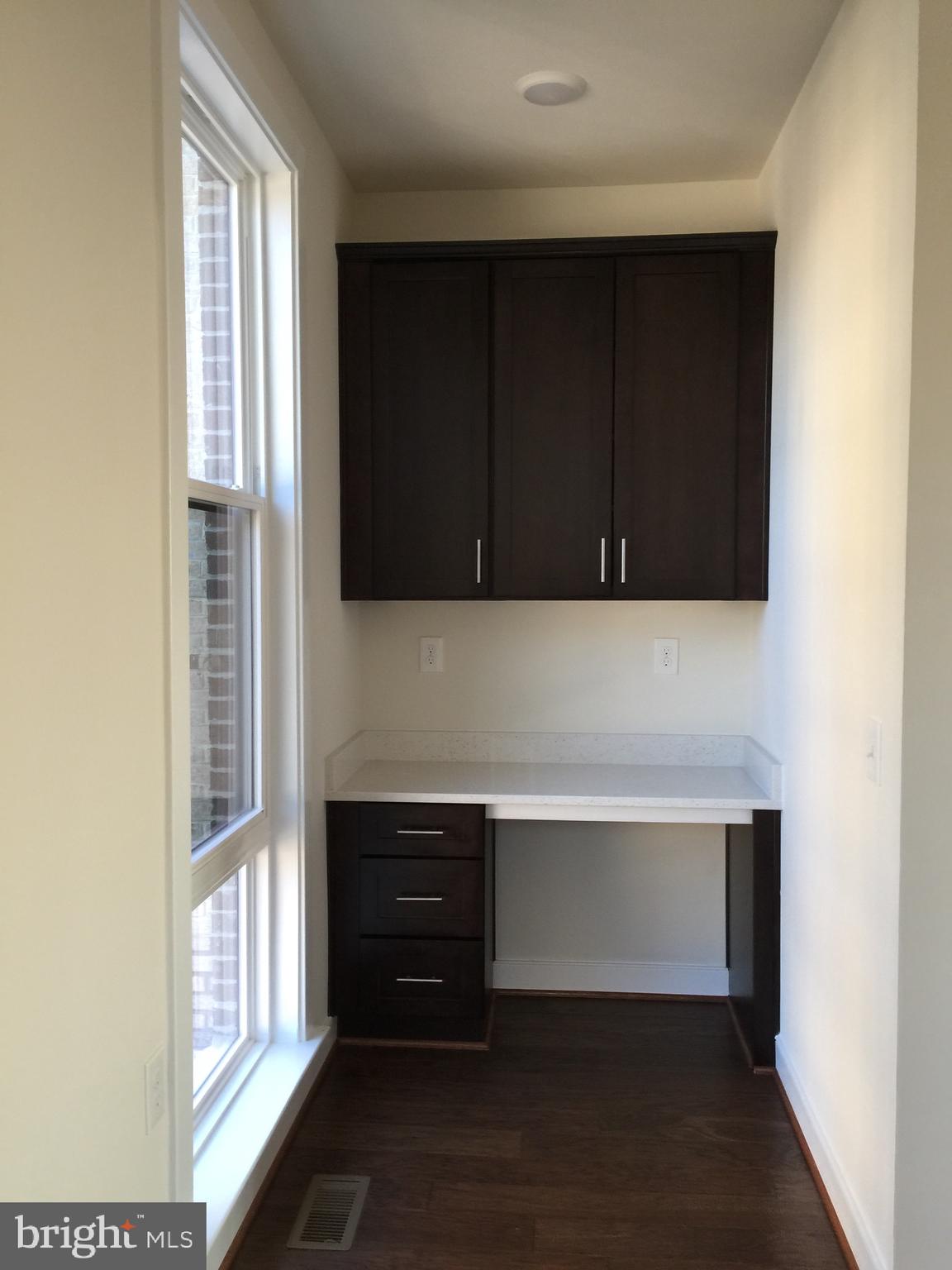 METROPARK AT ARROWBROOK - Residential Lease