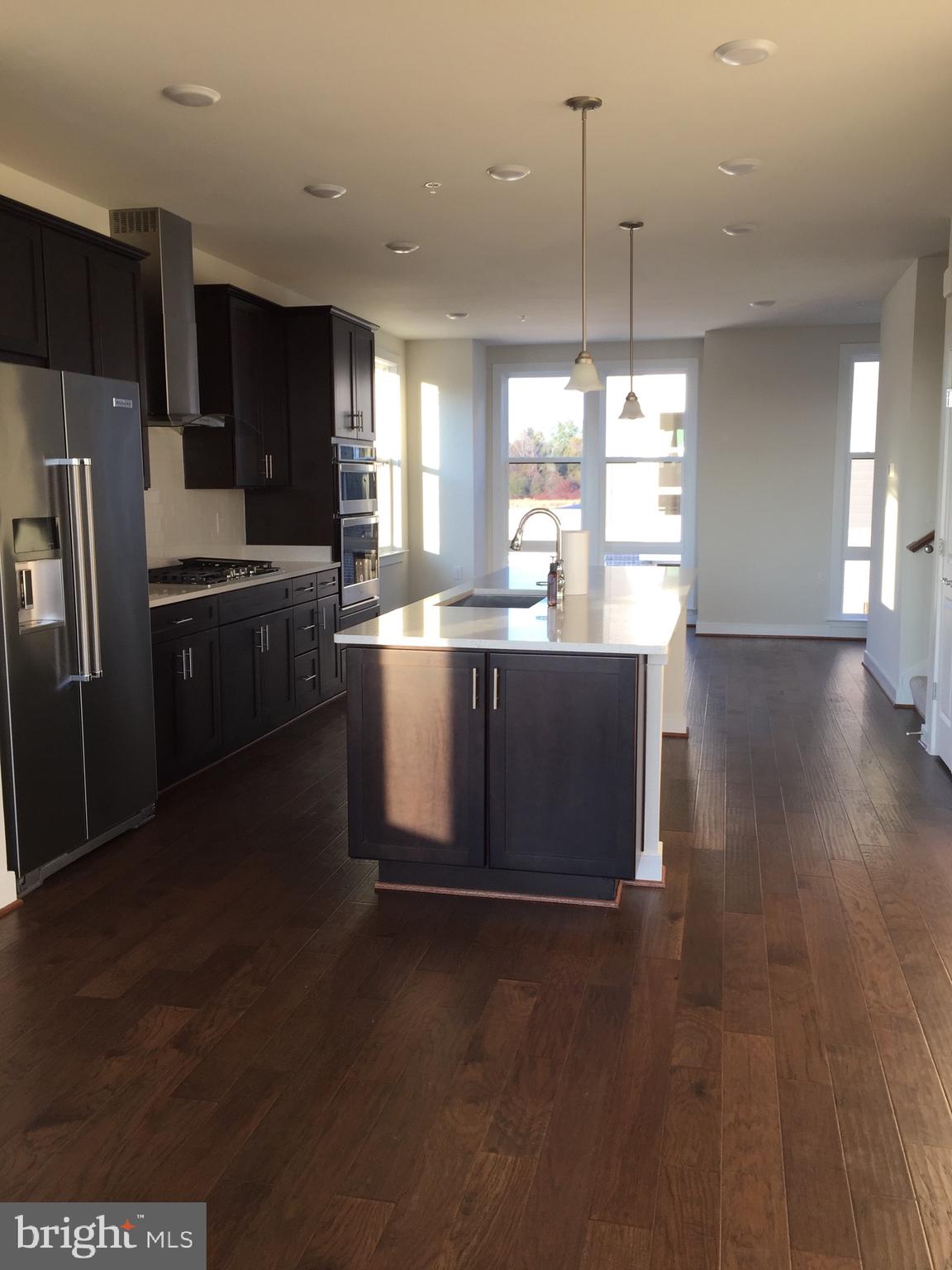 METROPARK AT ARROWBROOK - Residential Lease