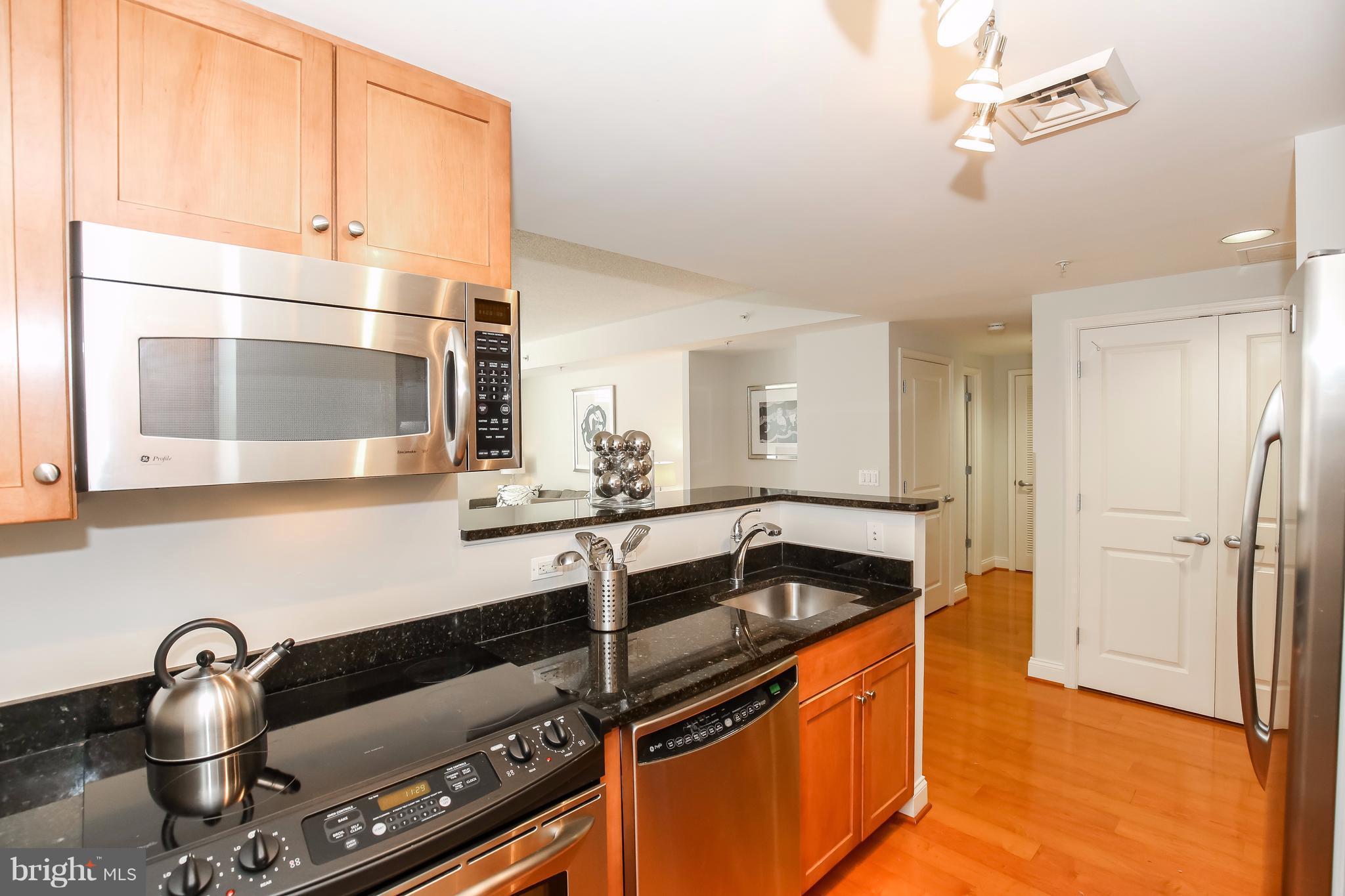 THE PHOENIX CONDOMINIUMS - Residential Lease