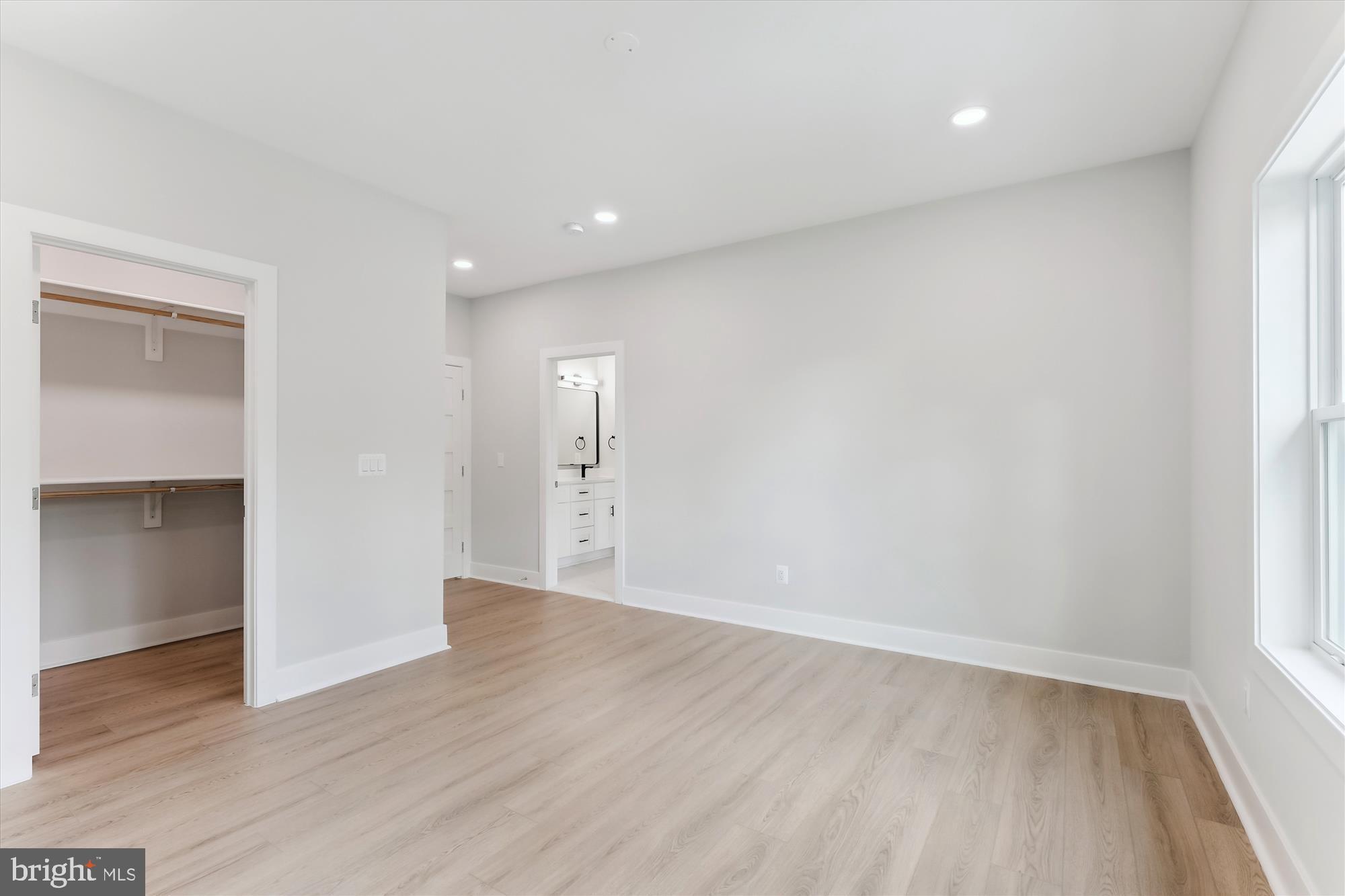 MOUNT VERNON - Residential