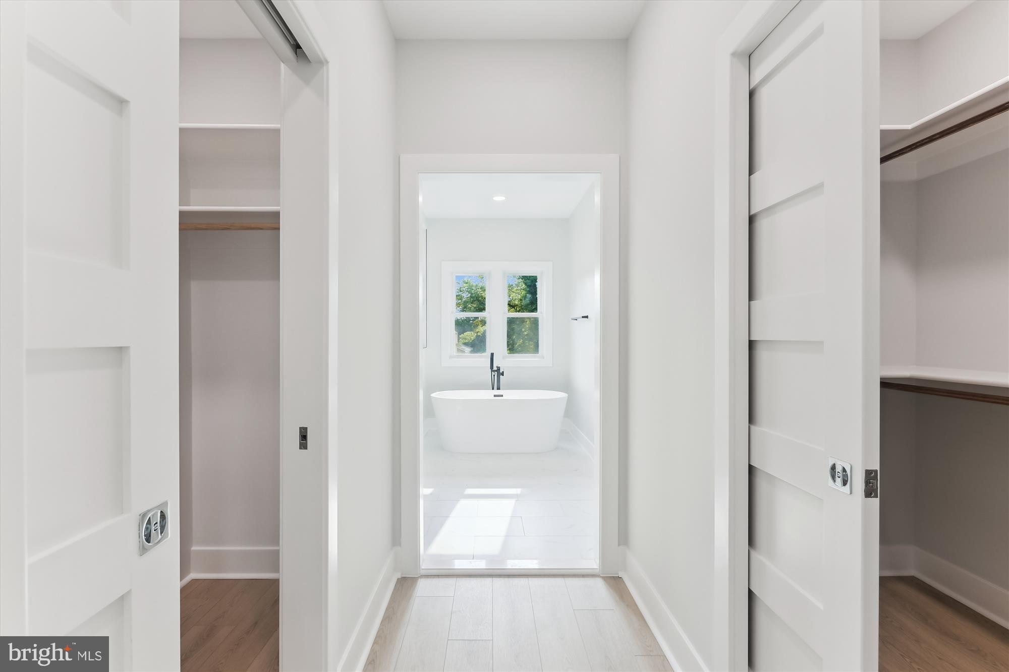 MOUNT VERNON - Residential