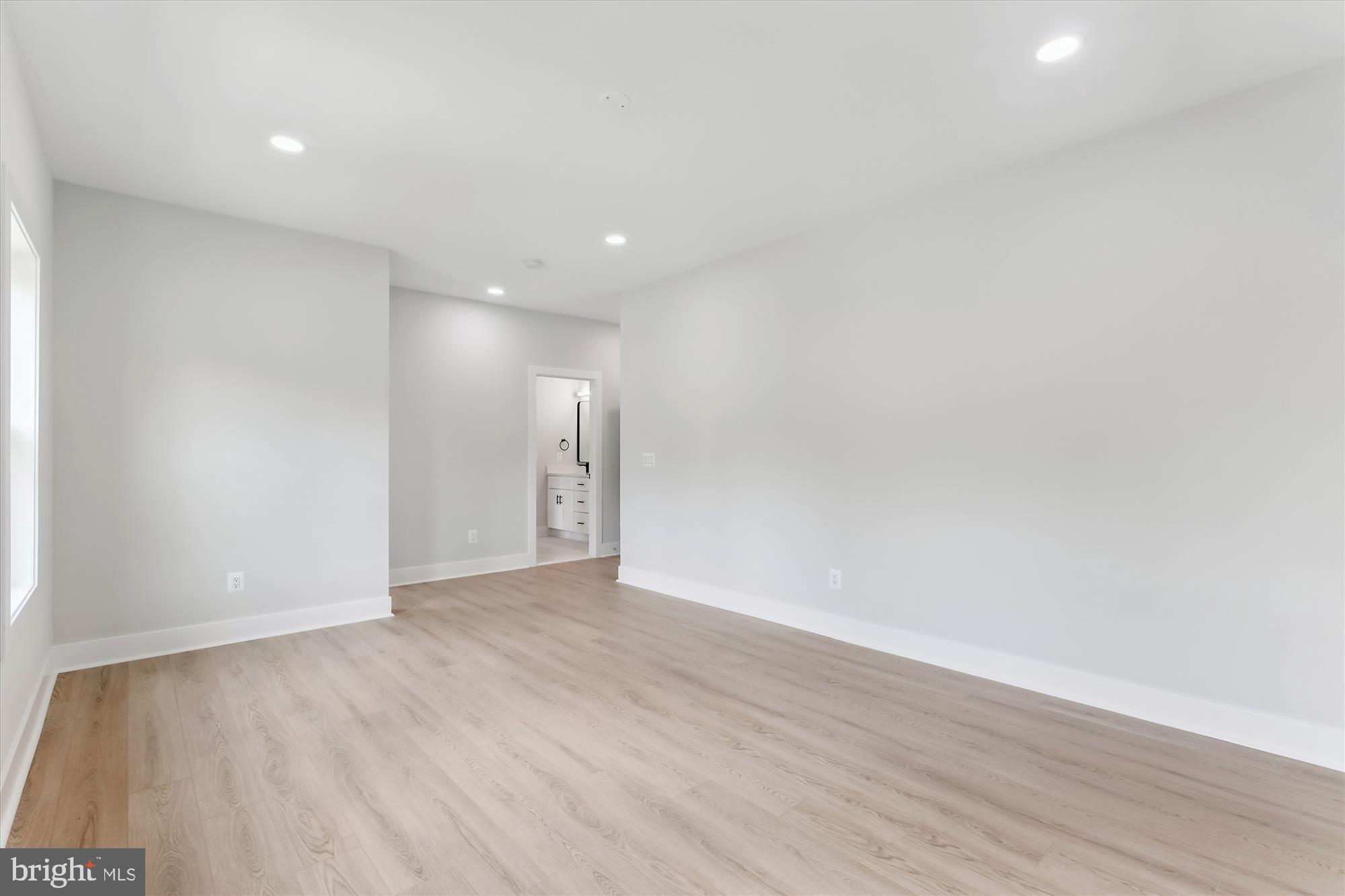 MOUNT VERNON - Residential