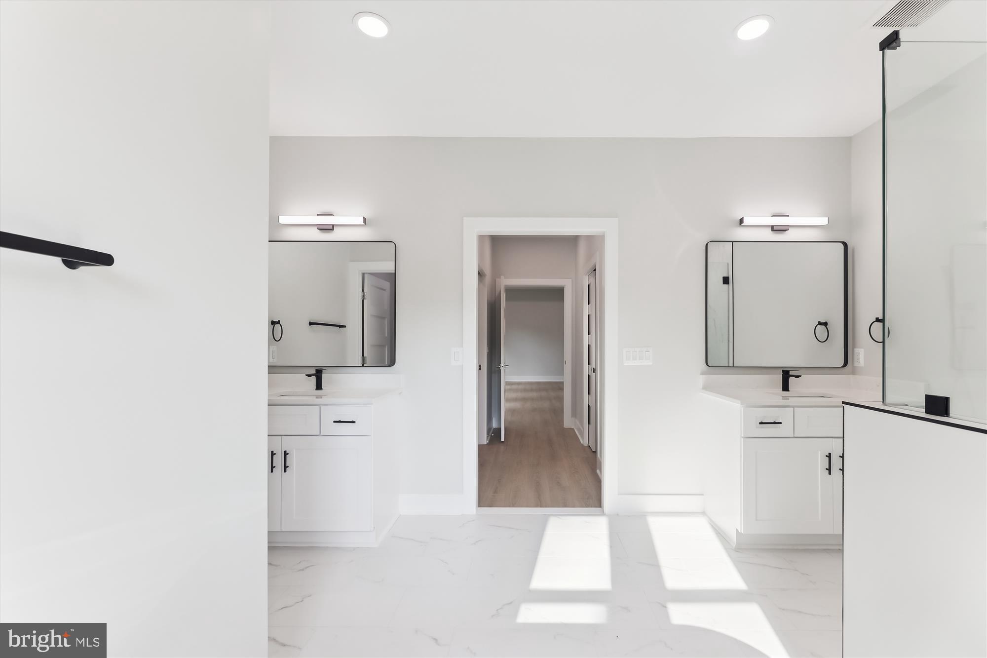 MOUNT VERNON - Residential