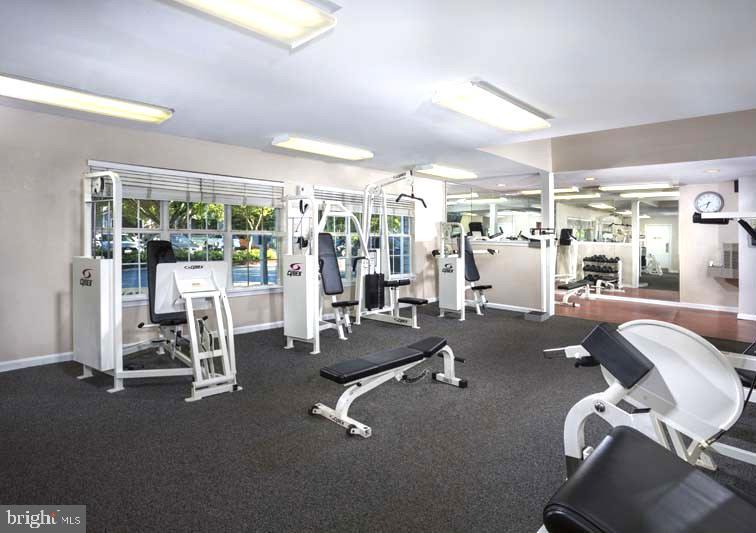 ADMIRAL REACH AT HARBOUR GATES - Residential