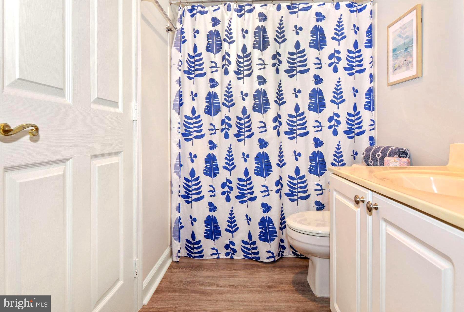 ADMIRAL REACH AT HARBOUR GATES - Residential