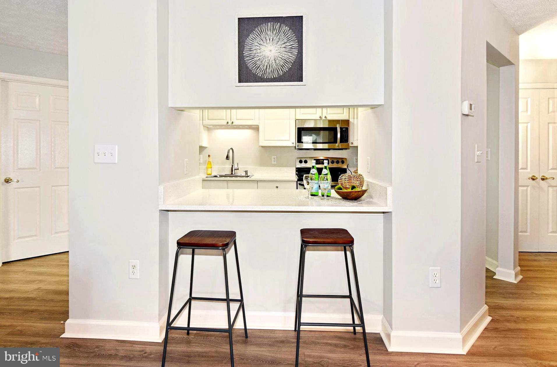 ADMIRAL REACH AT HARBOUR GATES - Residential