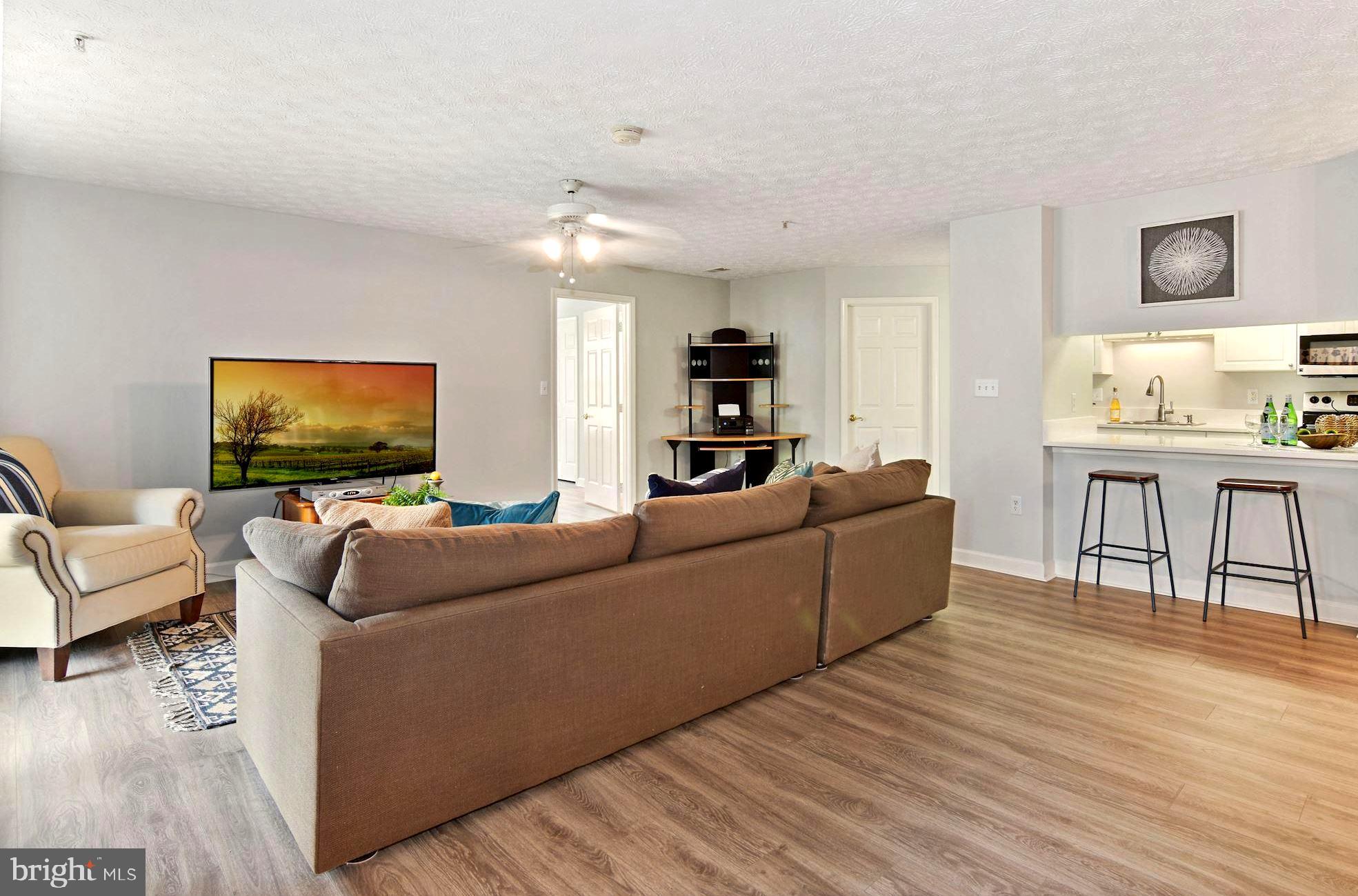 ADMIRAL REACH AT HARBOUR GATES - Residential