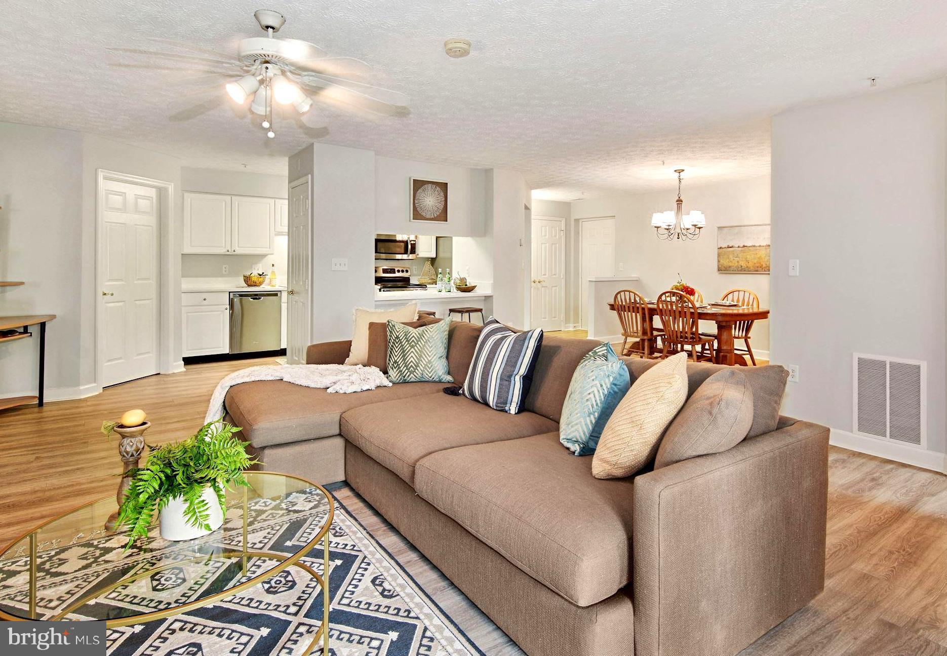 ADMIRAL REACH AT HARBOUR GATES - Residential