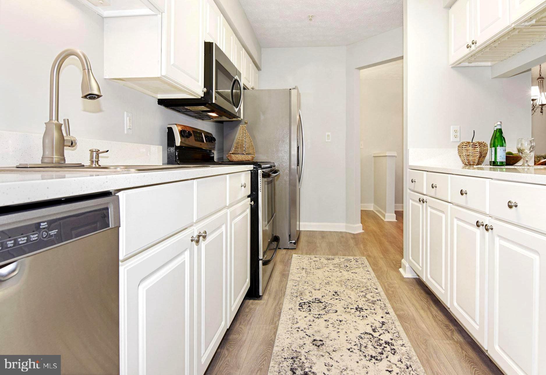 ADMIRAL REACH AT HARBOUR GATES - Residential