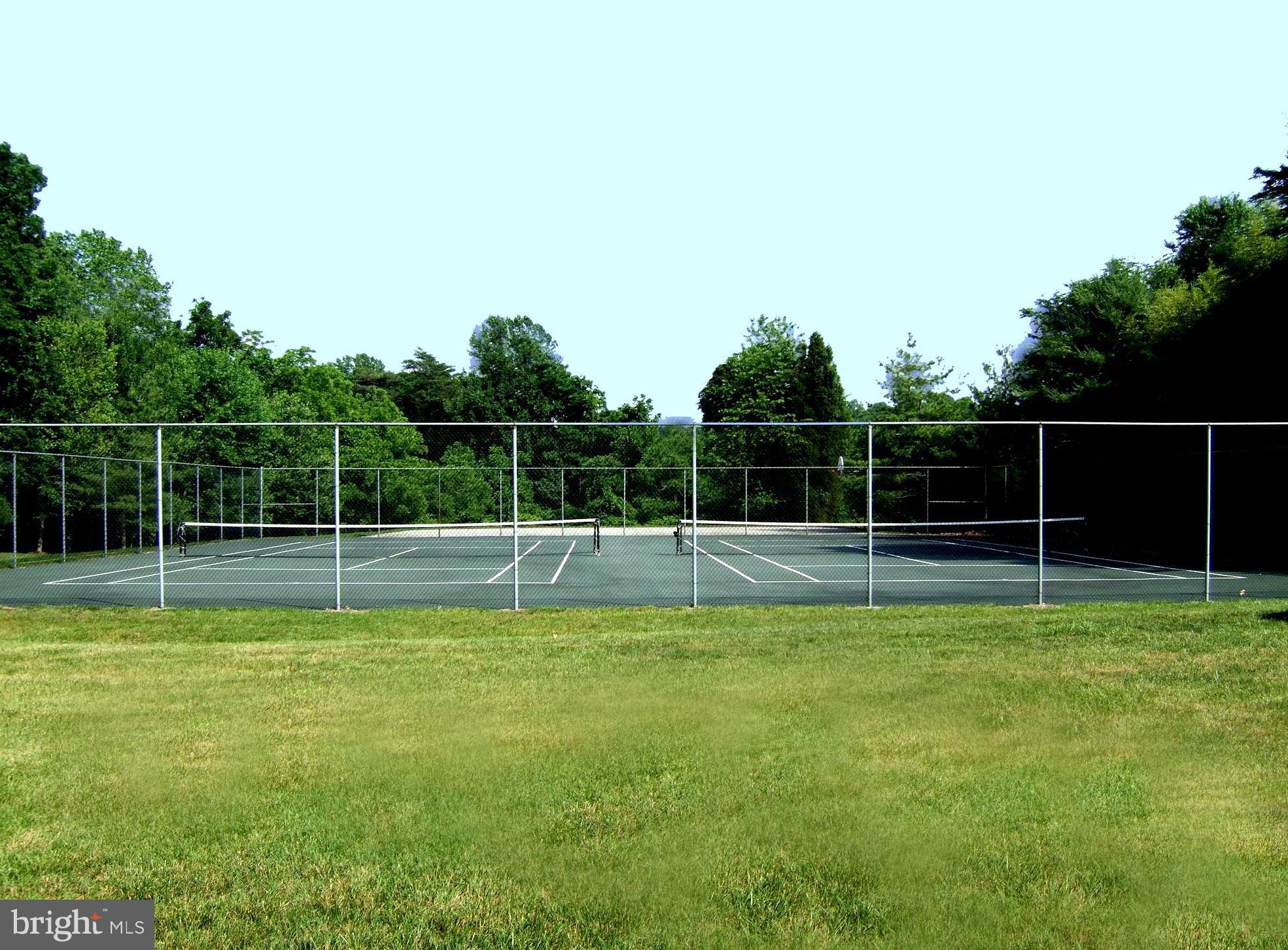 ADMIRAL REACH AT HARBOUR GATES - Residential