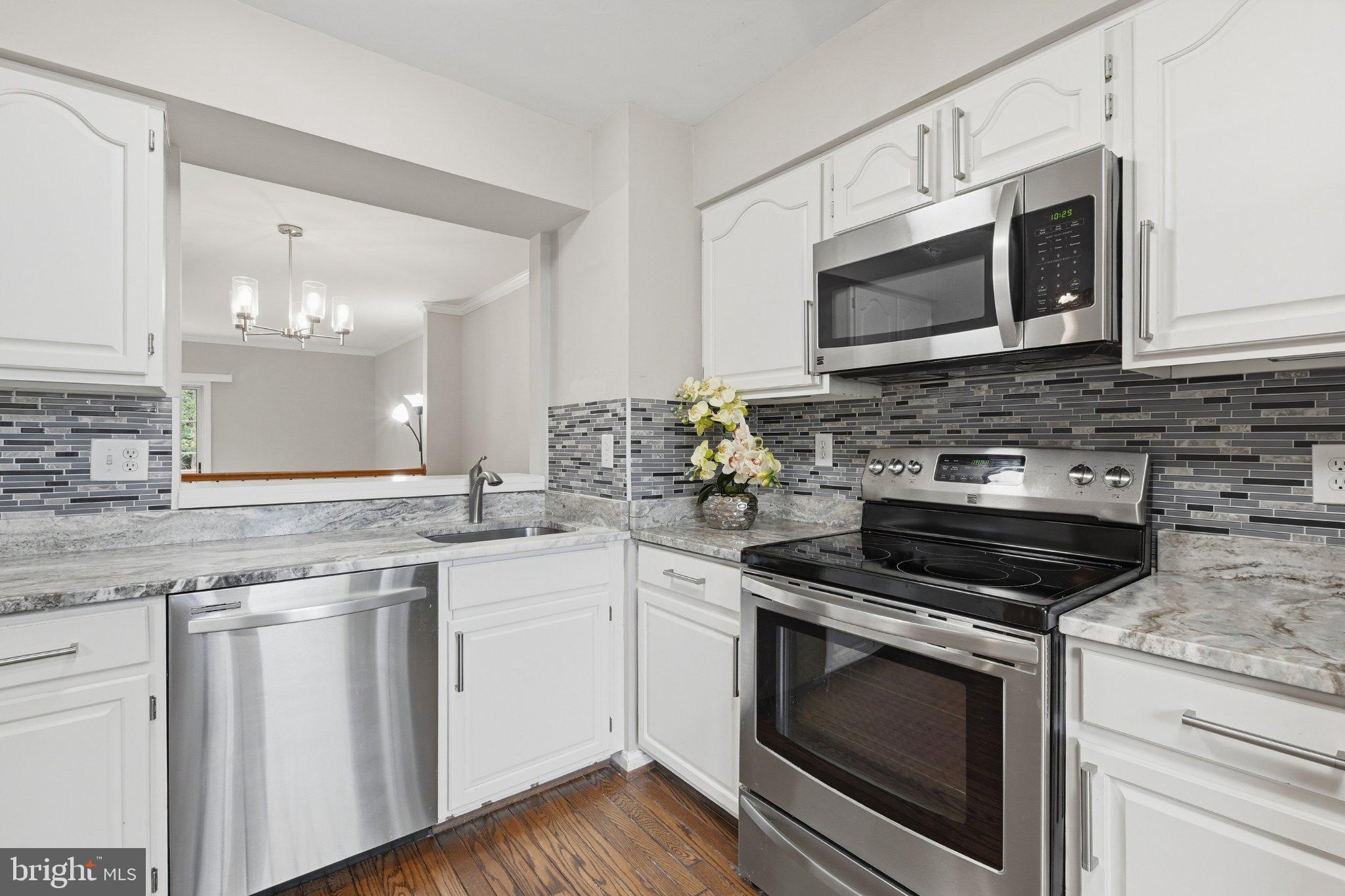 6303 MARY TODD COURT