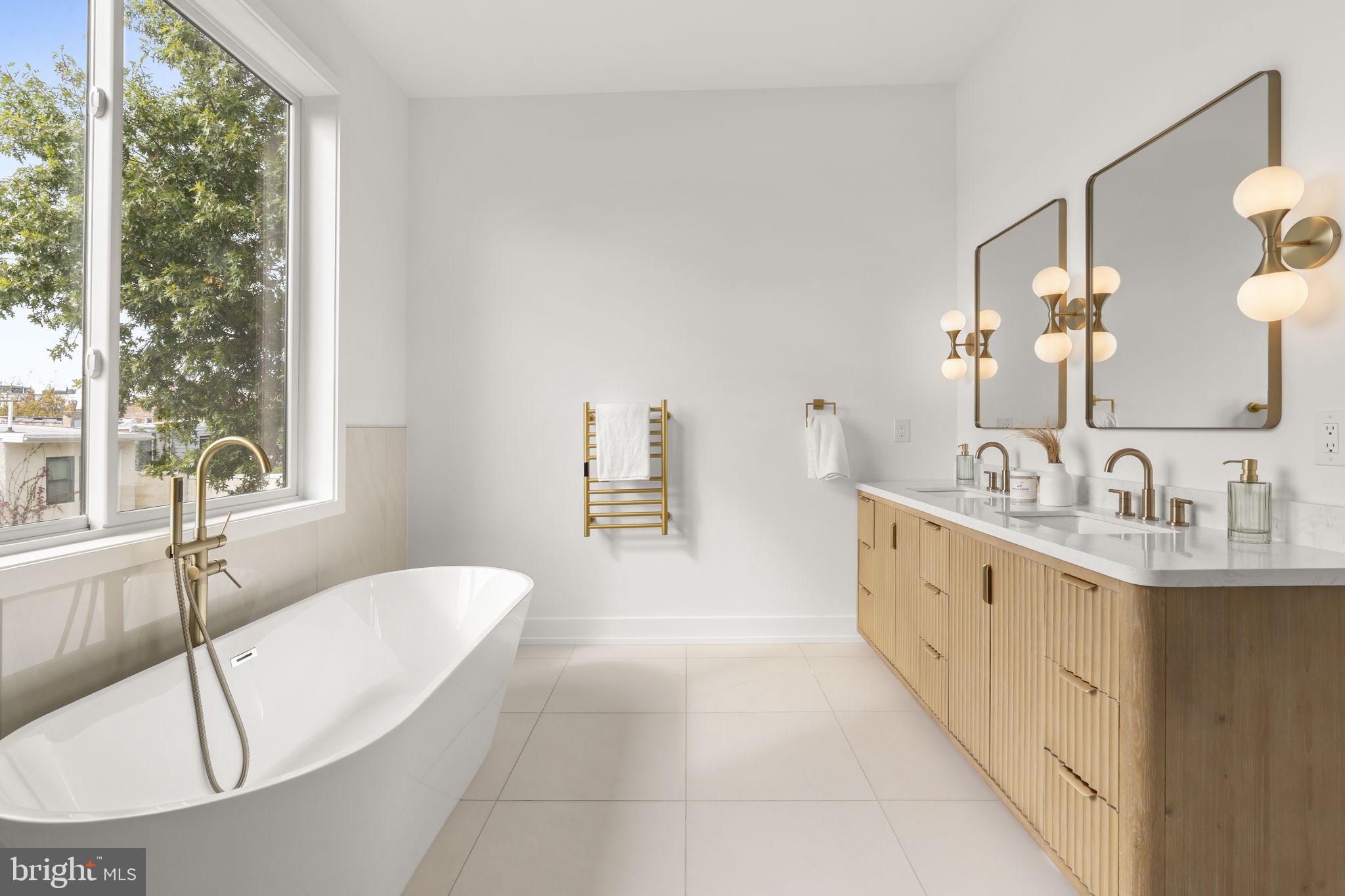 WHITMAN - Residential