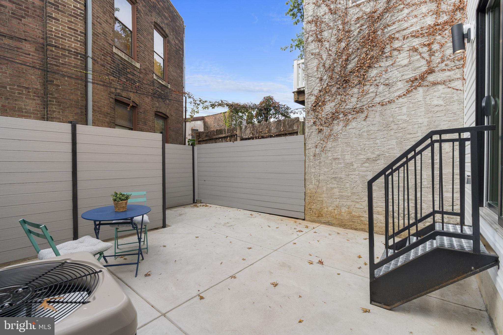 WHITMAN - Residential