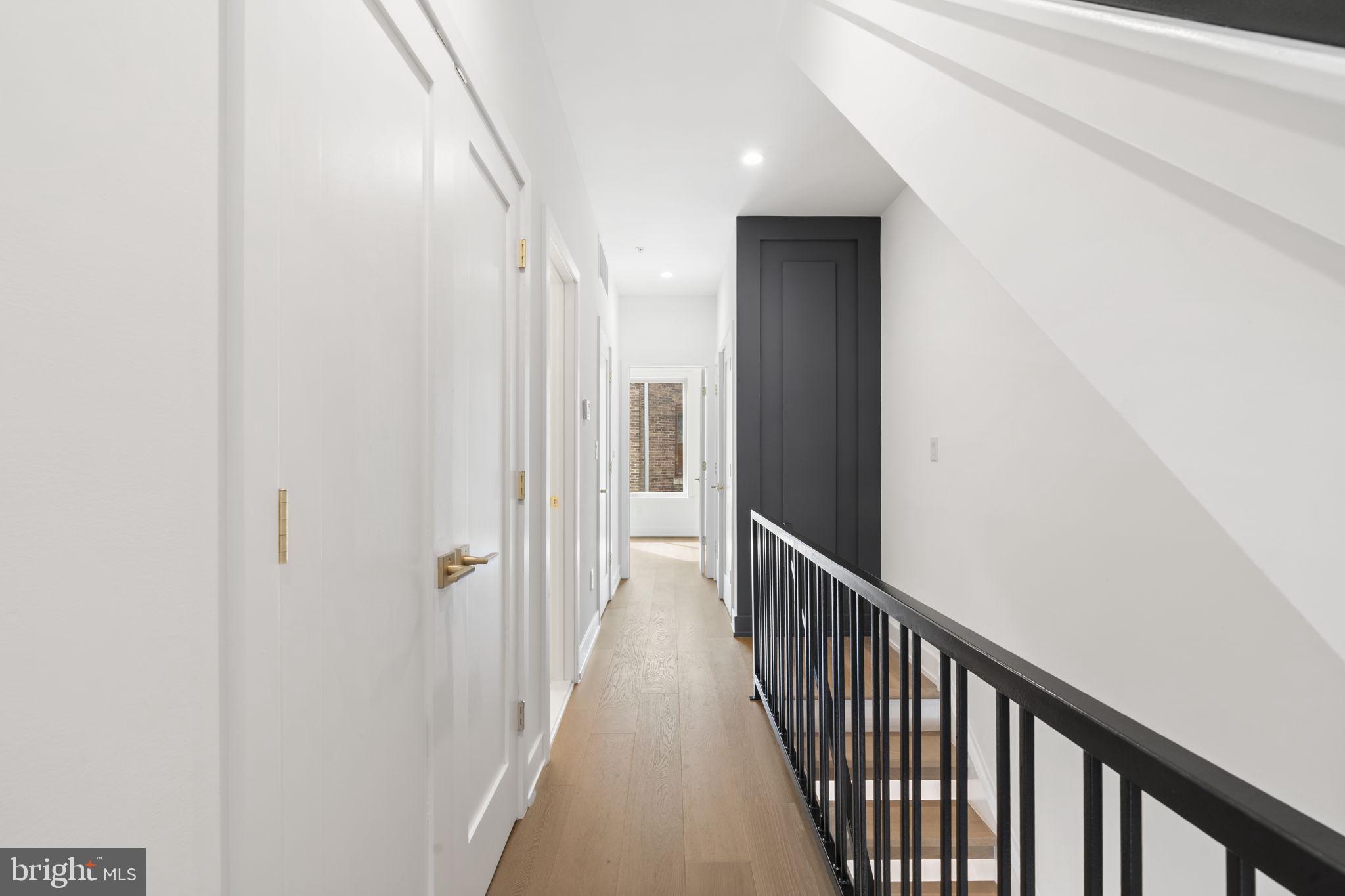 WHITMAN - Residential