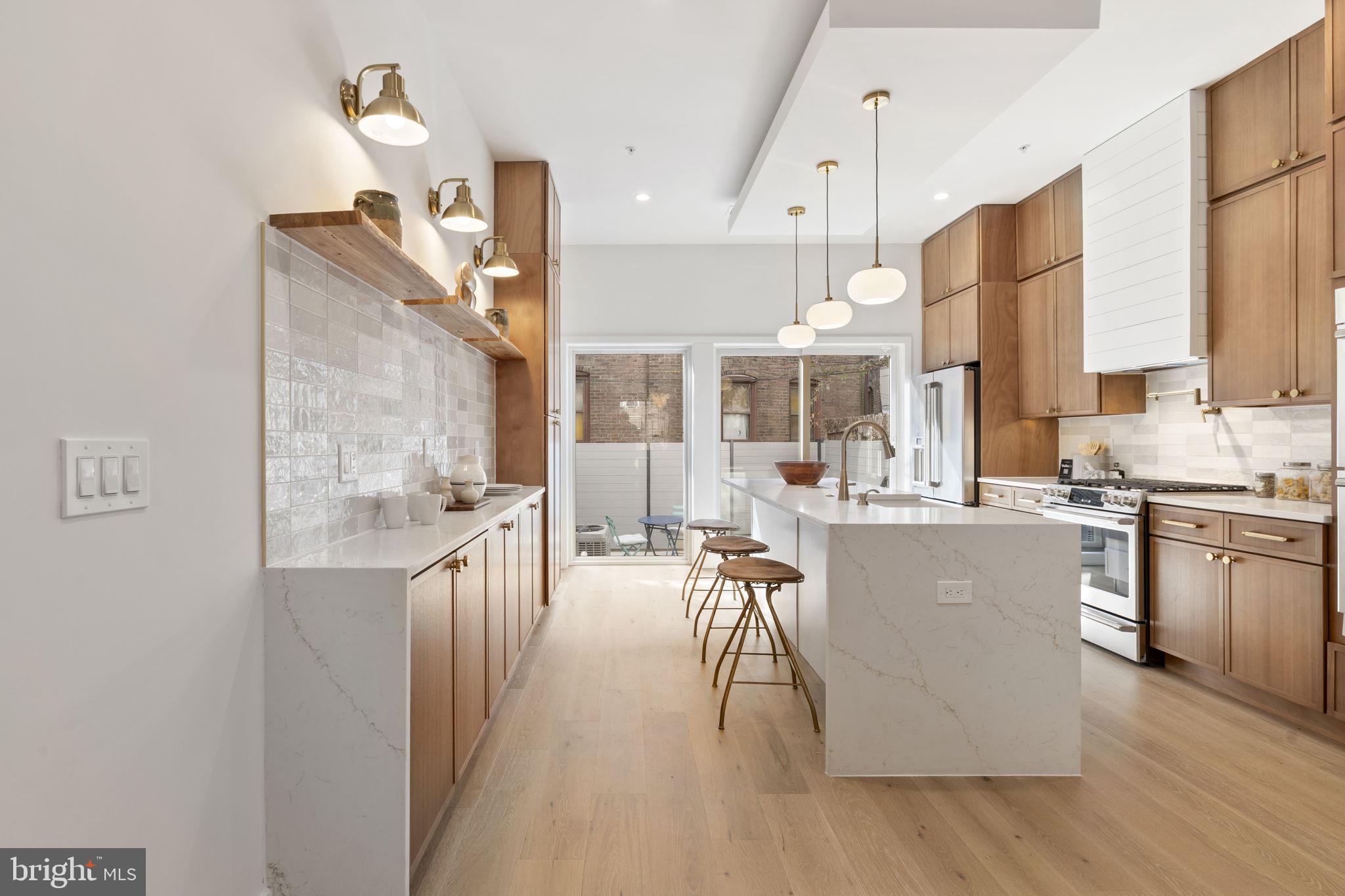 WHITMAN - Residential