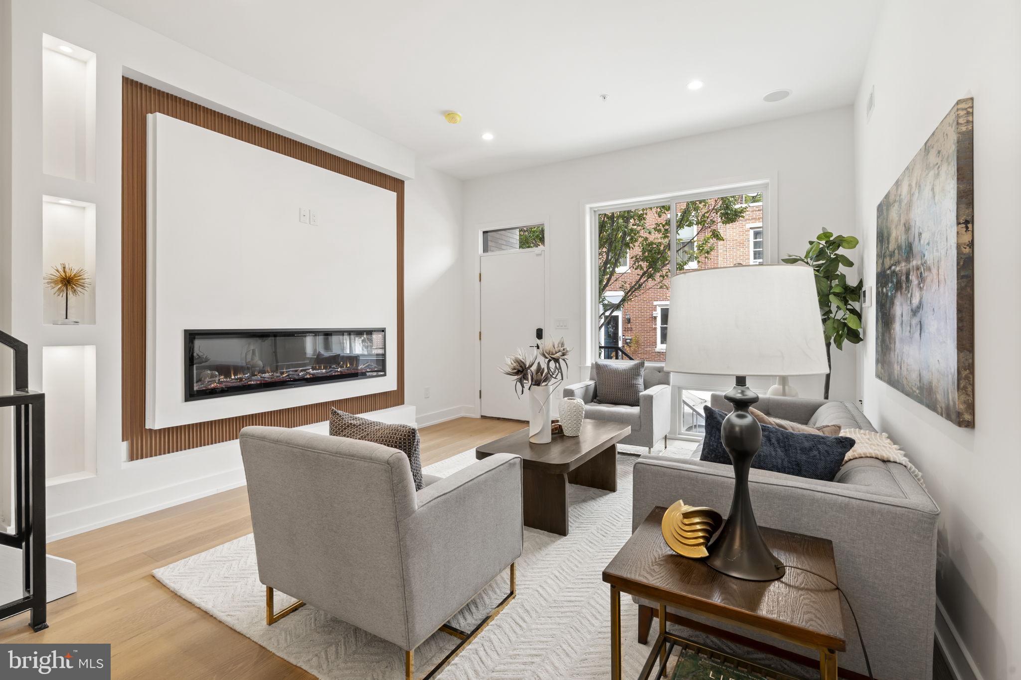 WHITMAN - Residential