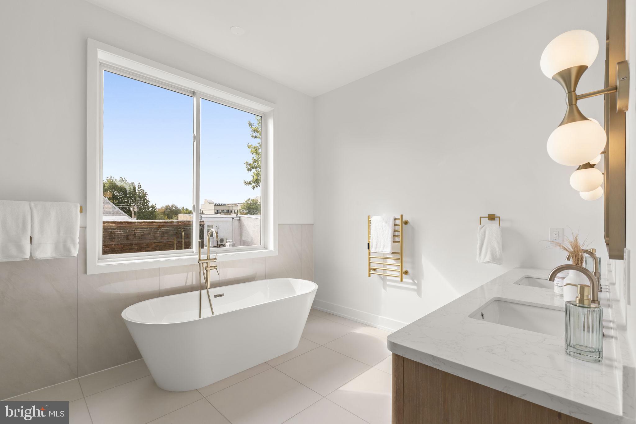 WHITMAN - Residential