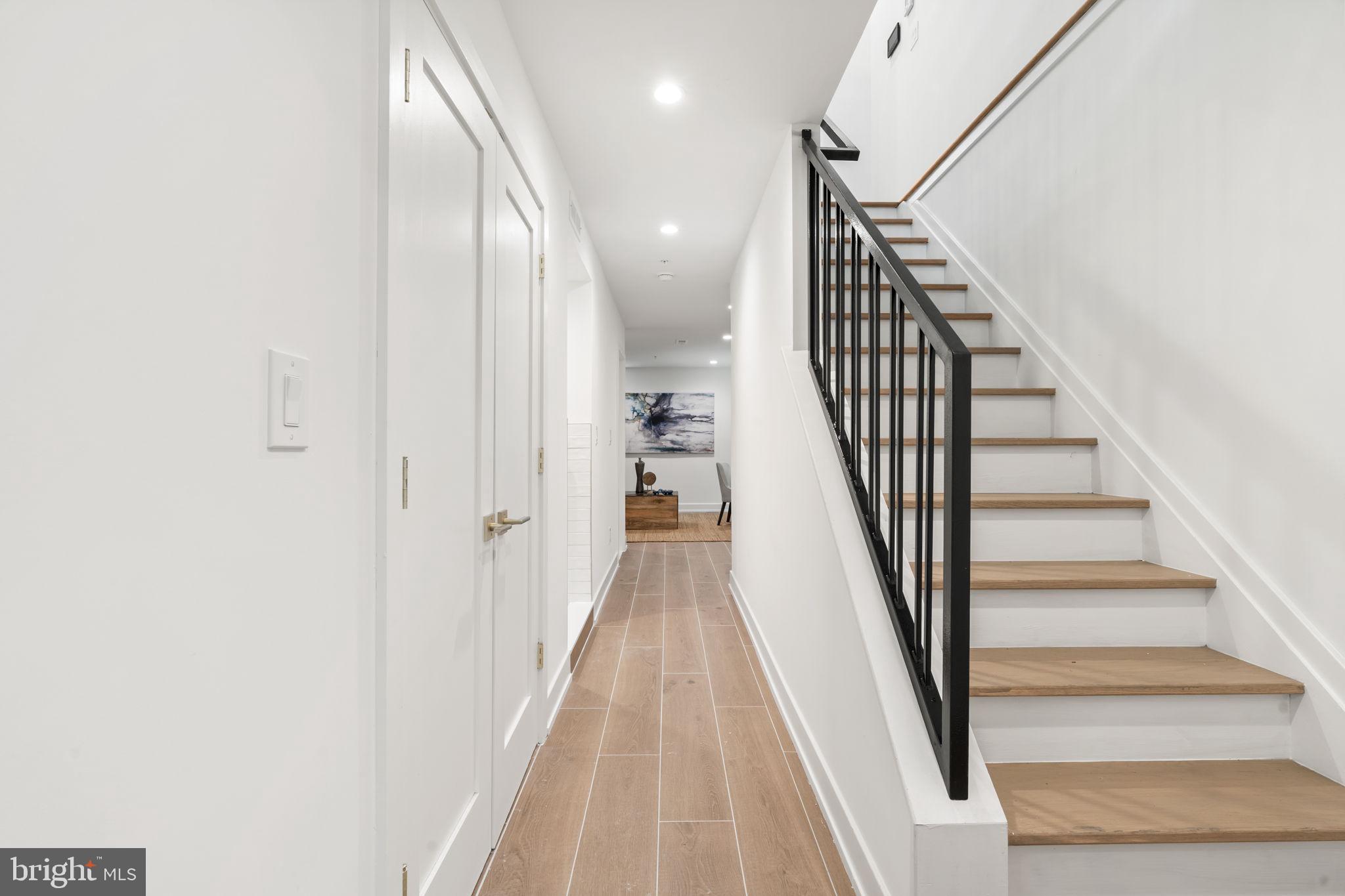 WHITMAN - Residential