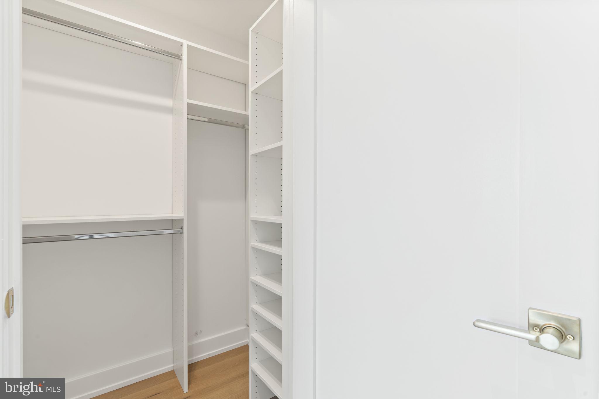 WHITMAN - Residential