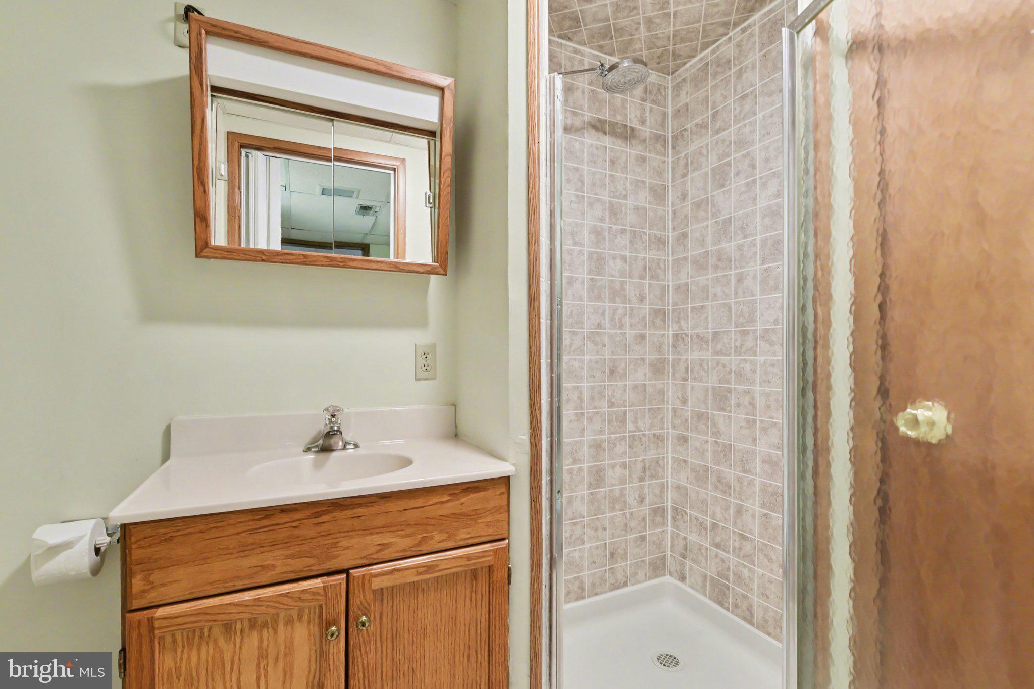 CAMBRIDGE COMMONS - Residential