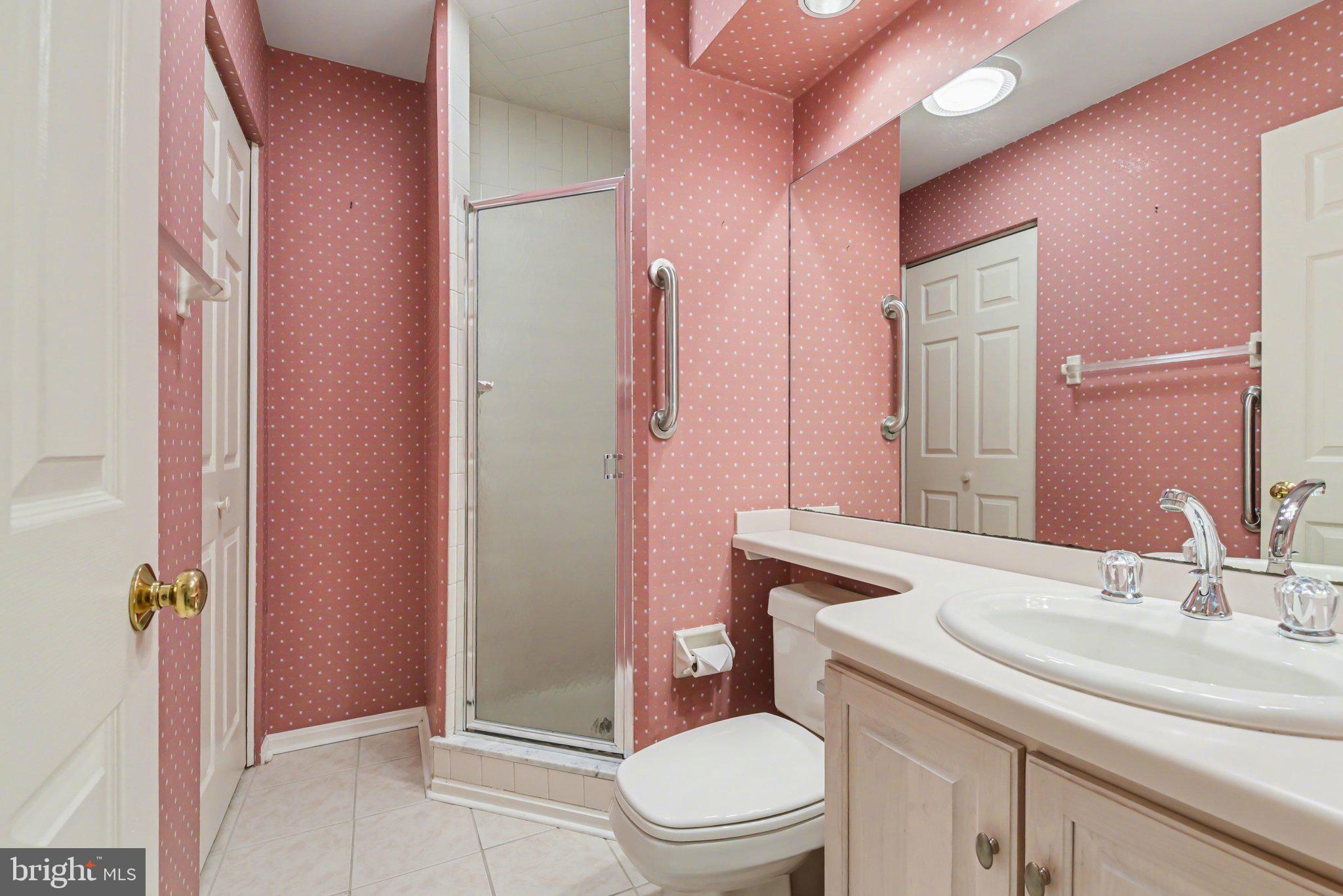 CAMBRIDGE COMMONS - Residential