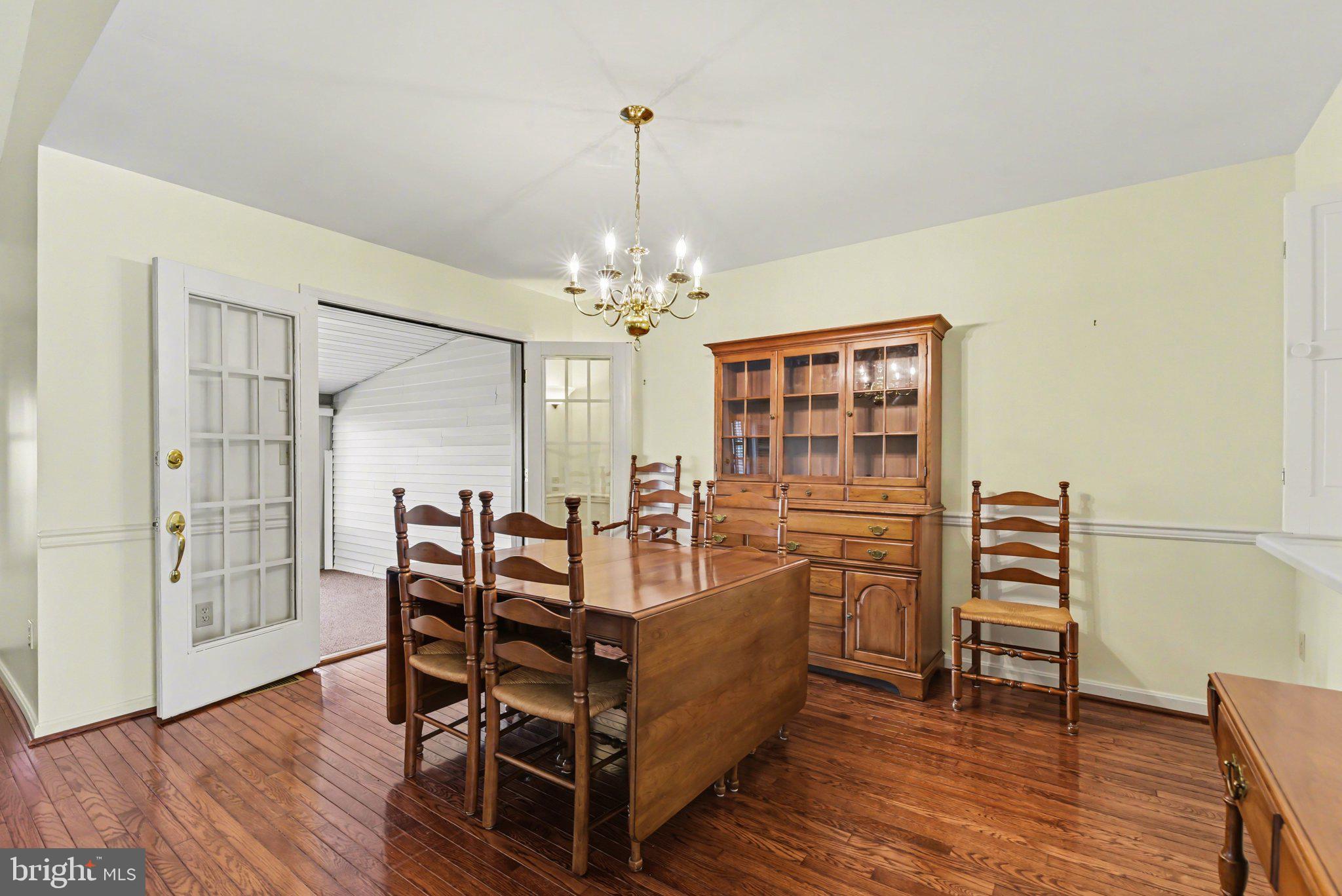 CAMBRIDGE COMMONS - Residential