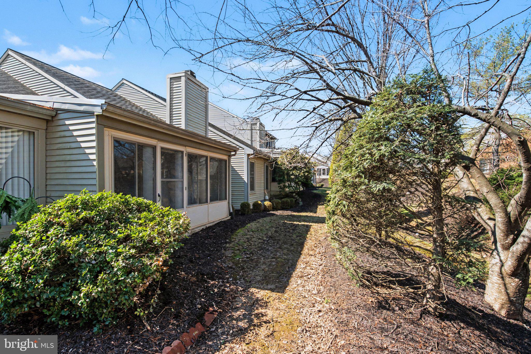 CAMBRIDGE COMMONS - Residential