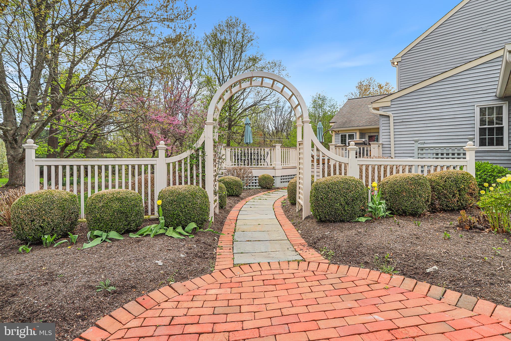 CLOVER LEA - Residential