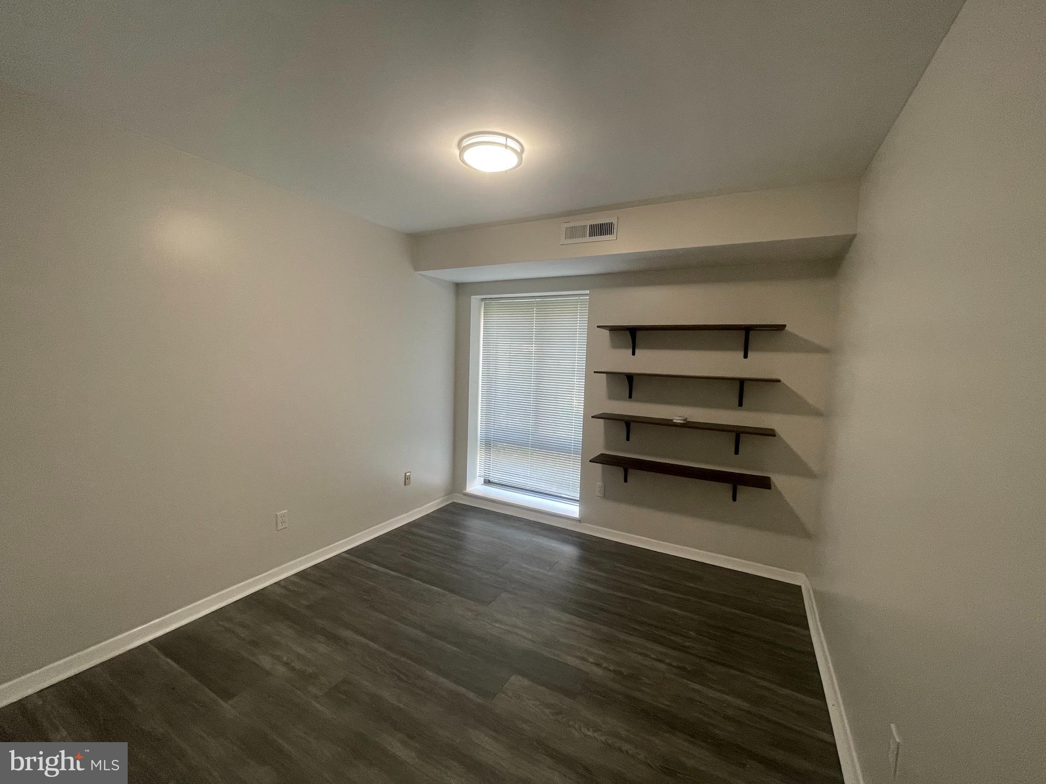 LAFAYETTE PARK CONDOMINIUM - Residential