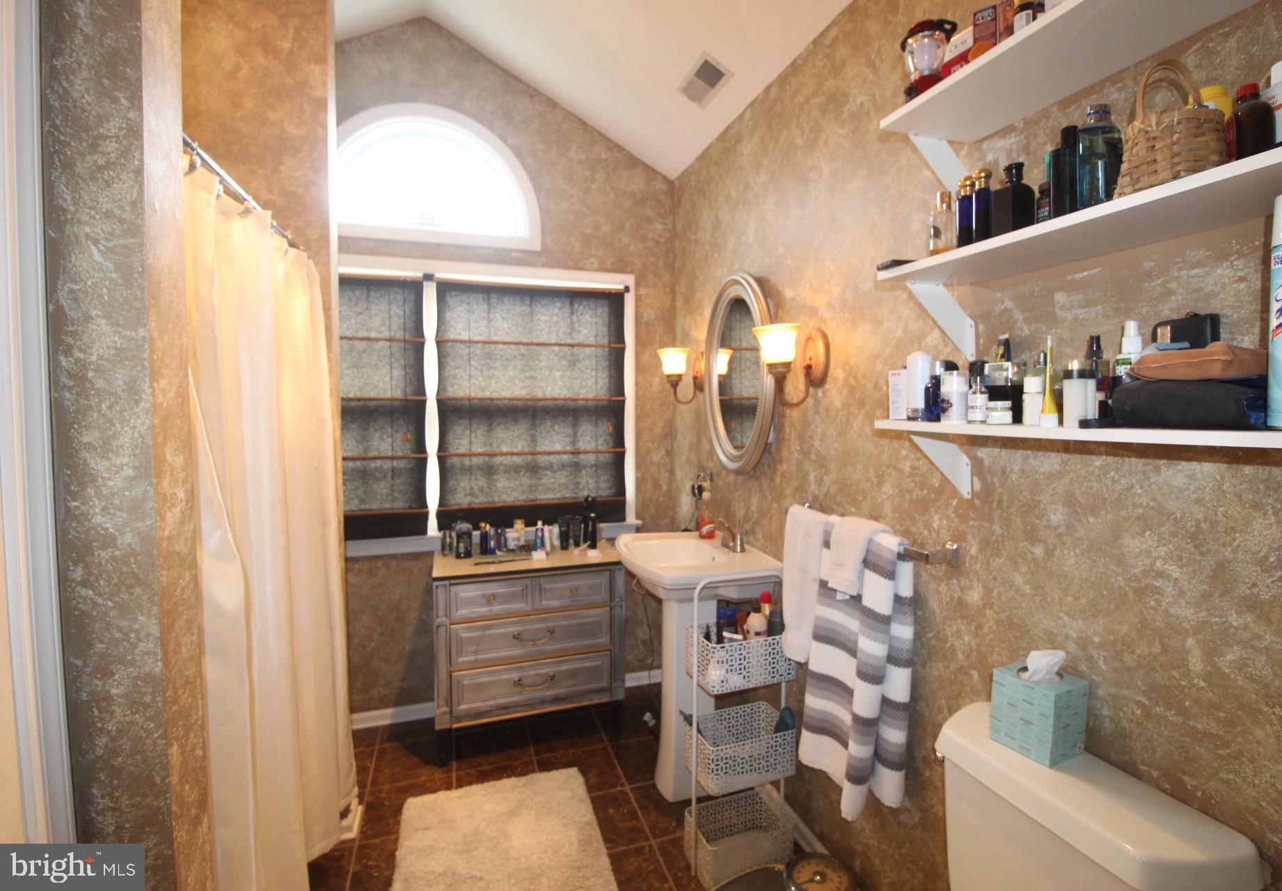 MADISON RIDGE - Residential