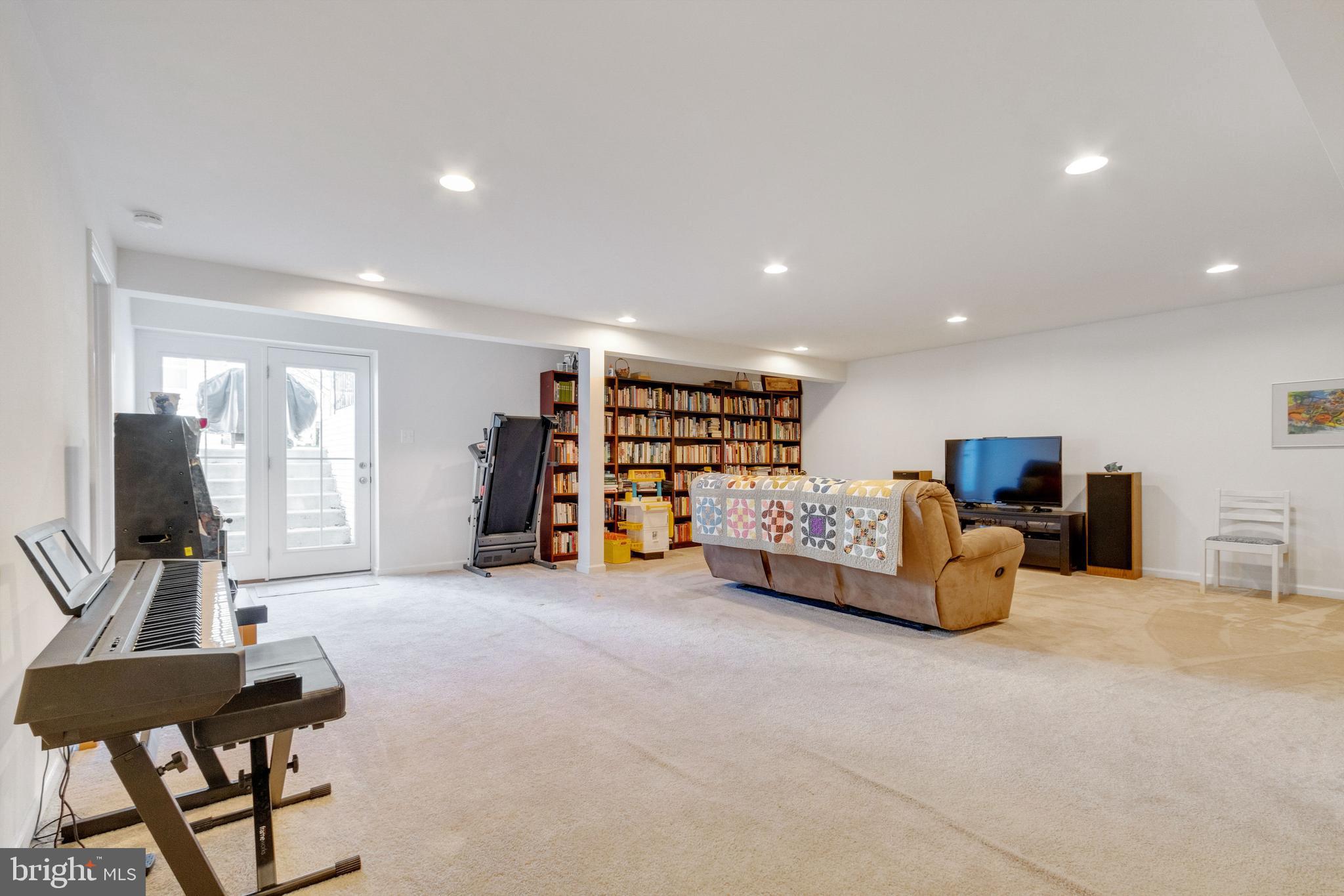 LAKE FREDERICK - Residential