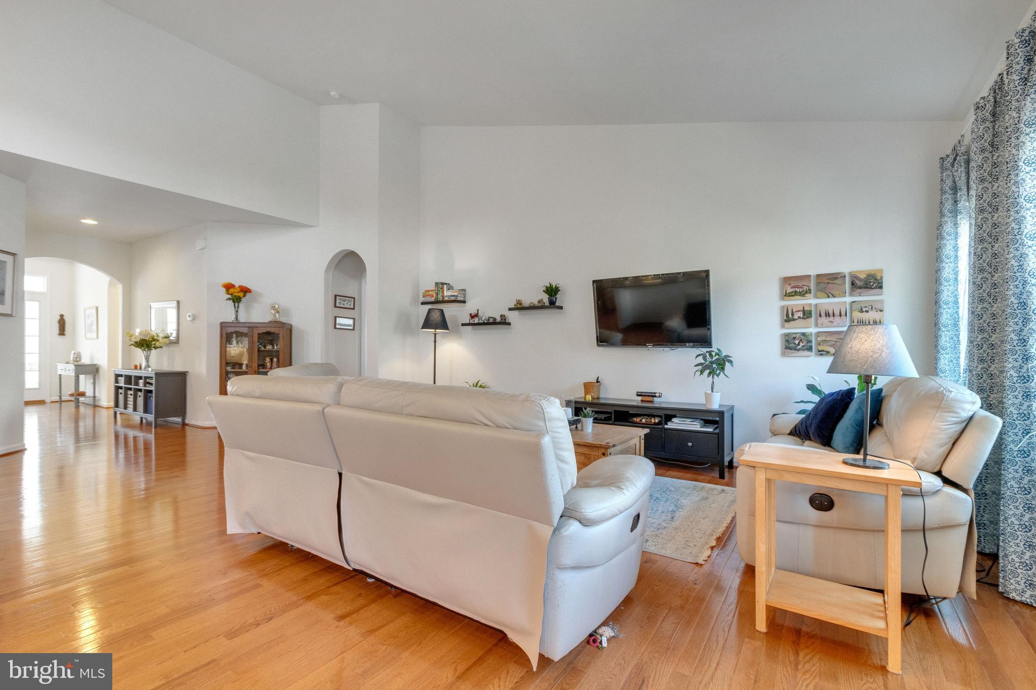 LAKE FREDERICK - Residential