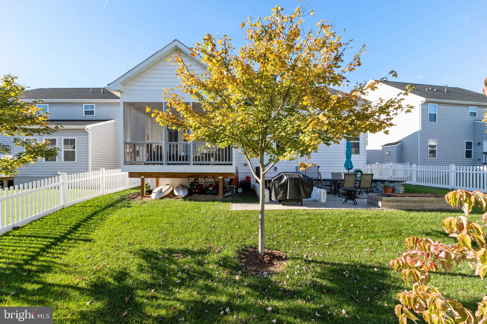 LAKE FREDERICK - Residential