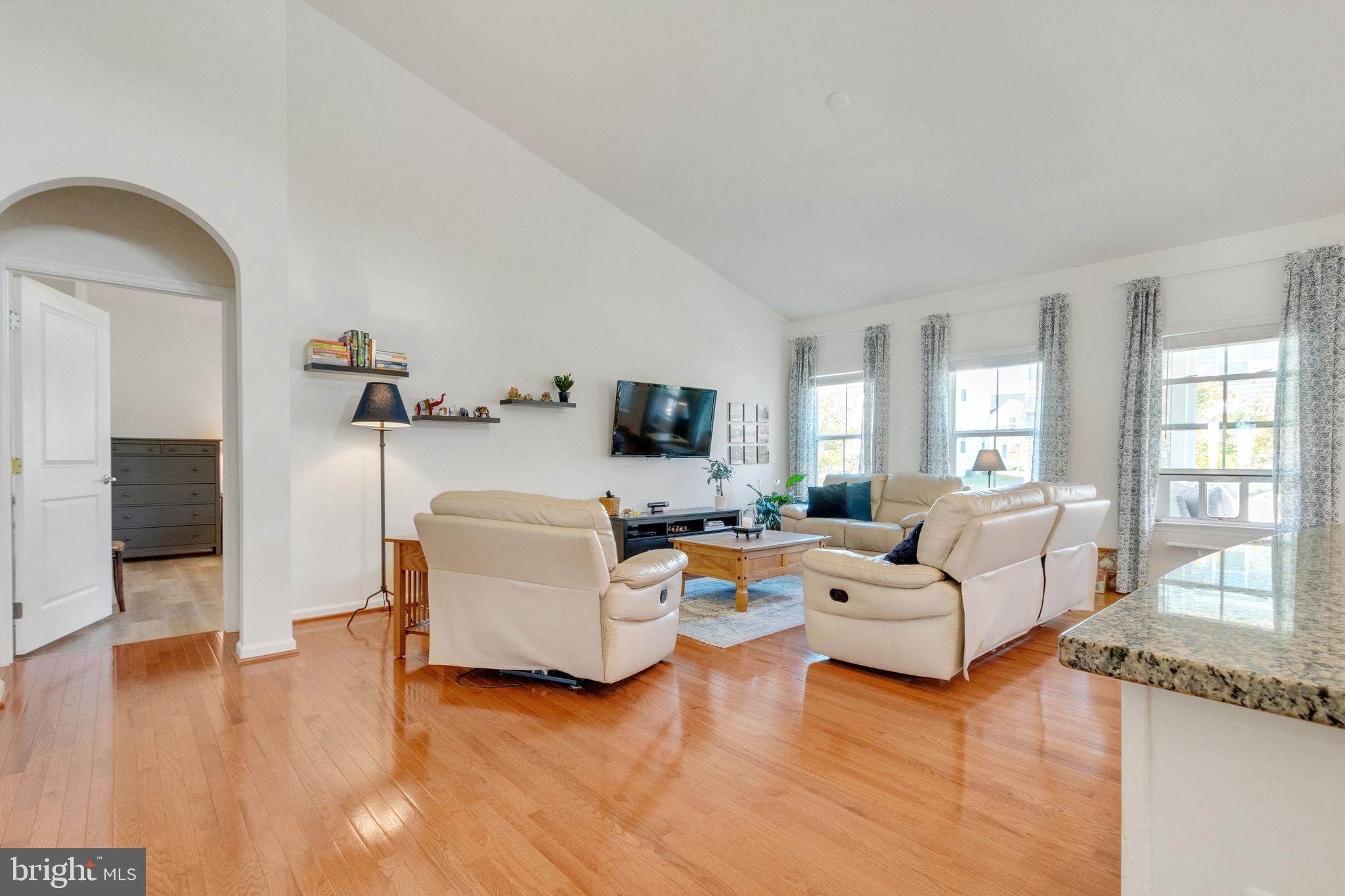 LAKE FREDERICK - Residential