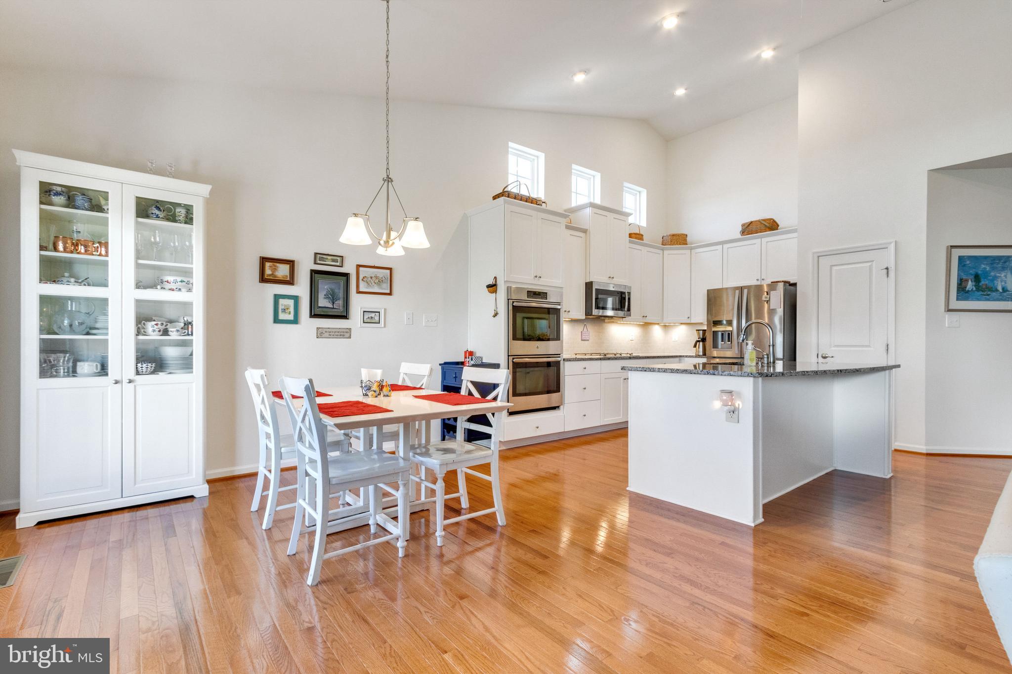 LAKE FREDERICK - Residential