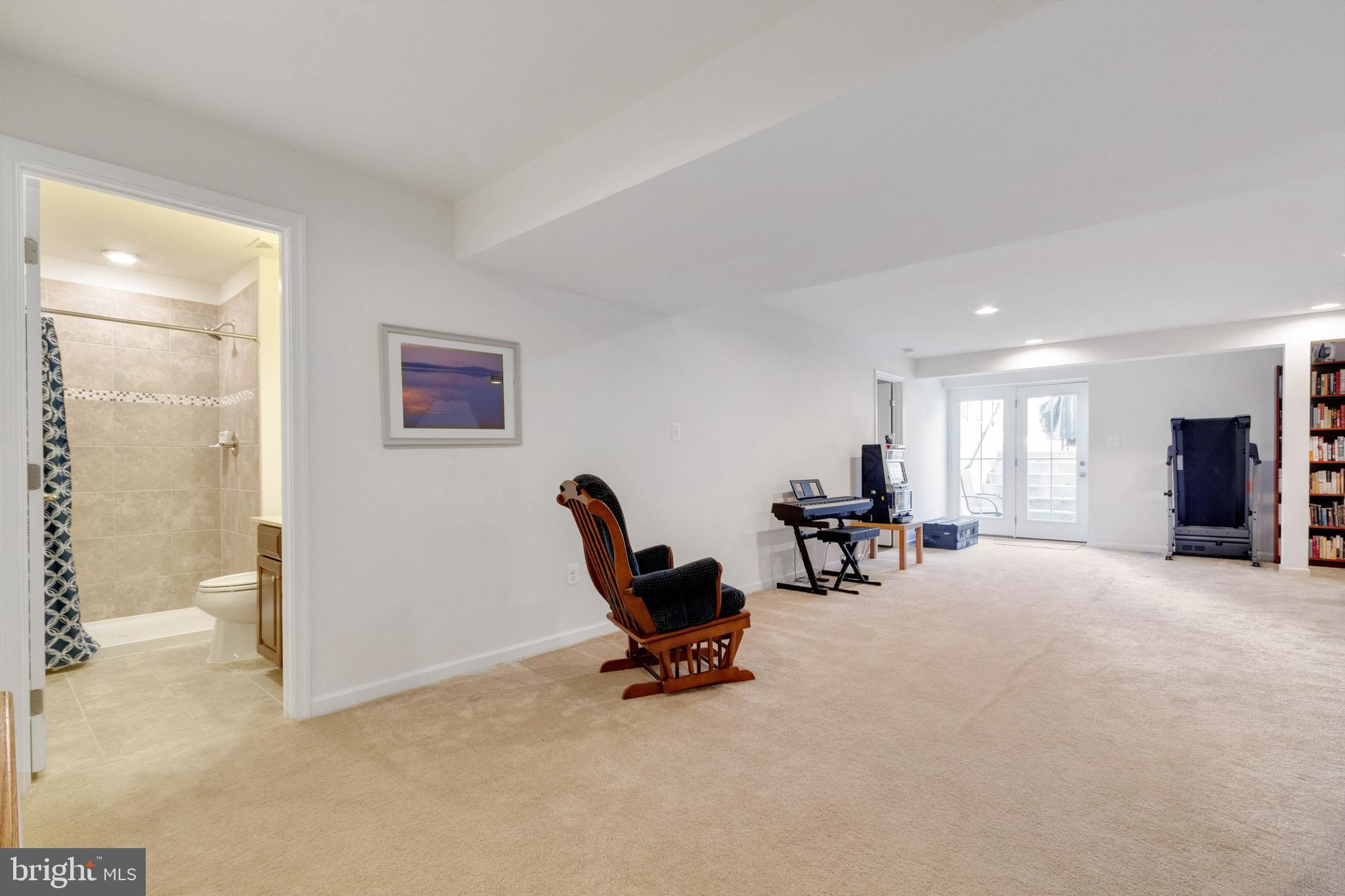 LAKE FREDERICK - Residential