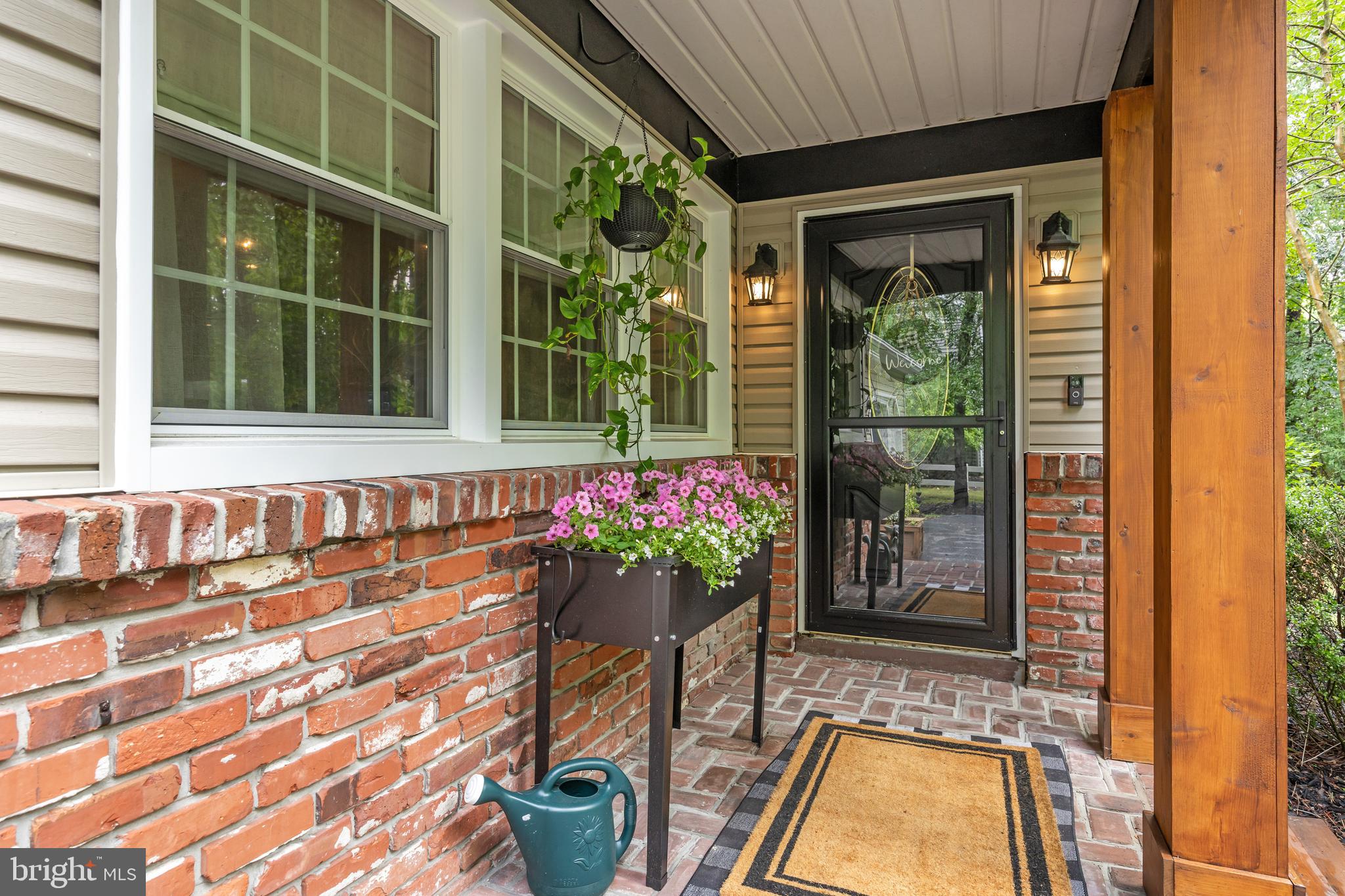 18 SHERWOOD DRIVE