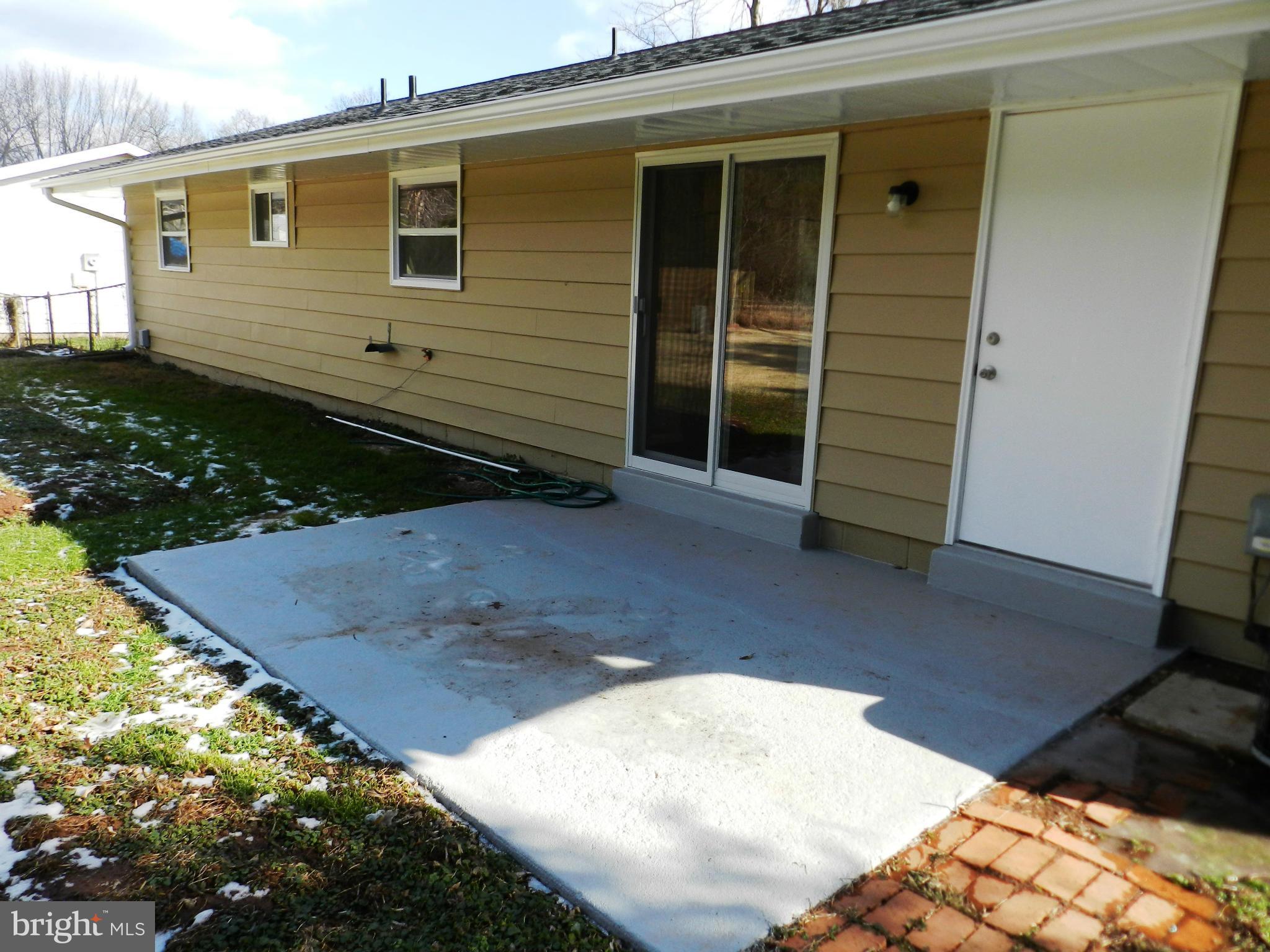 STERLING - Residential Lease