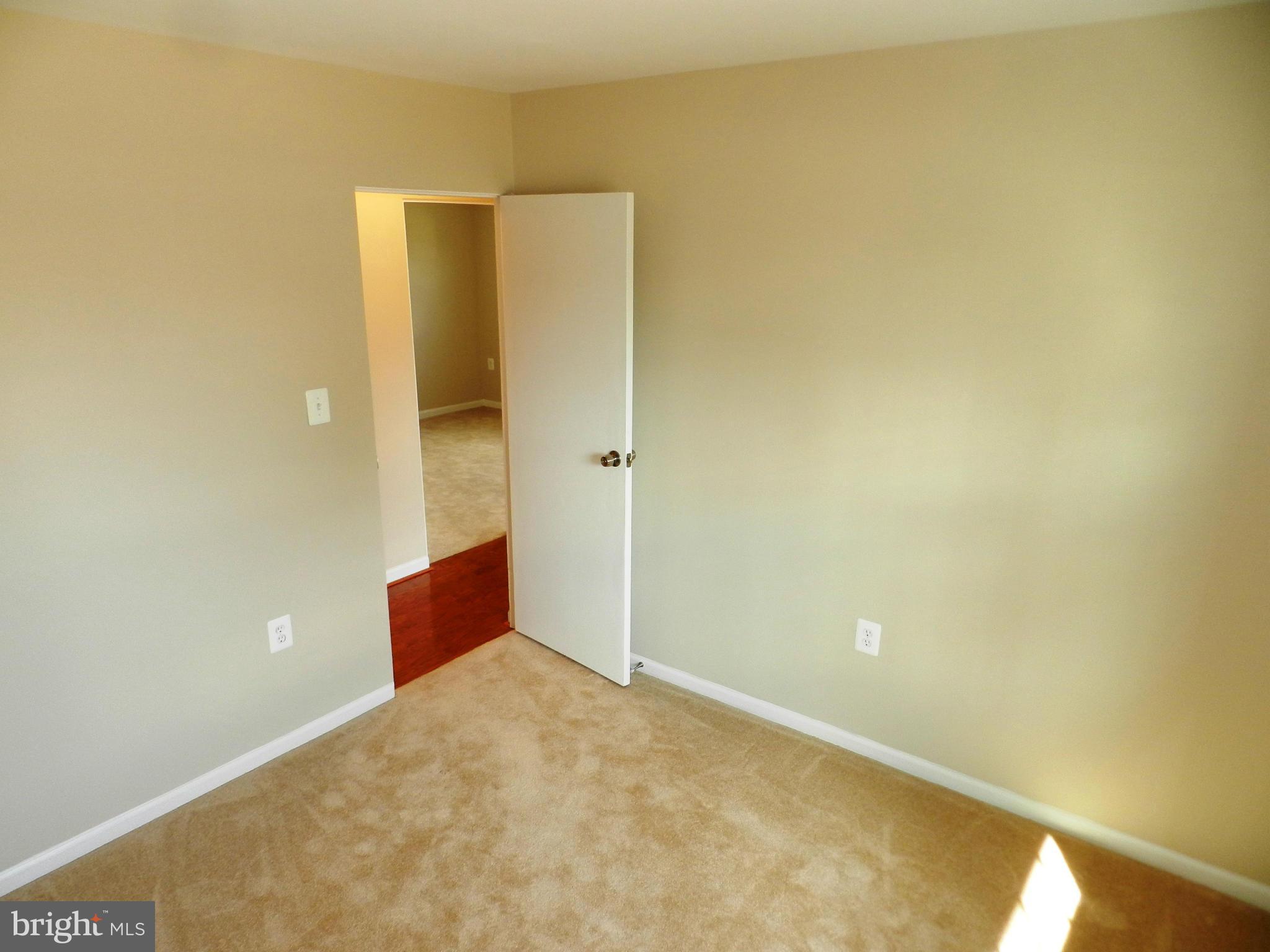 STERLING - Residential Lease