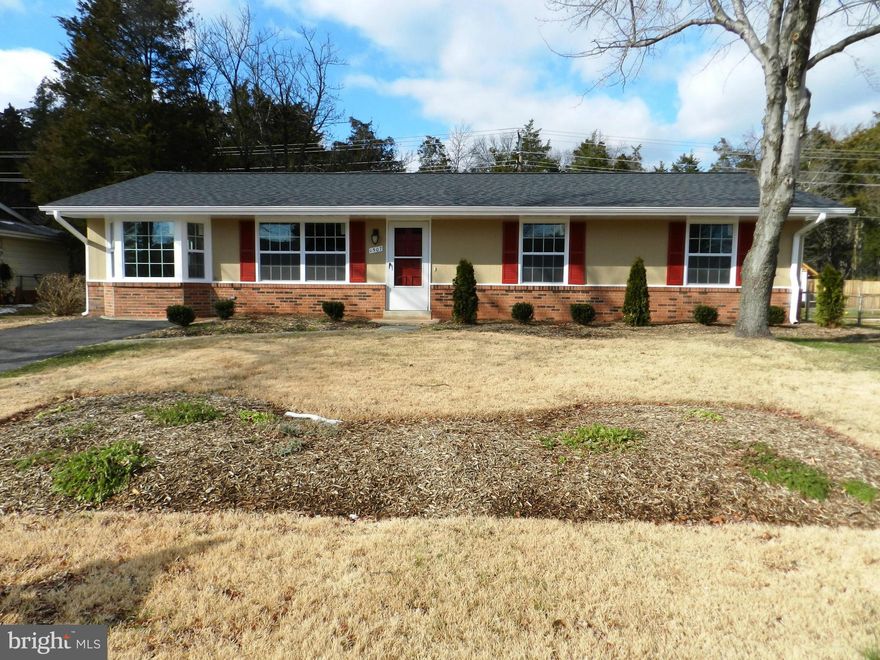 *****This beautiful property an ideal choice for those seeking a great location and comfortable home. The exterior features newer roof and energy-efficient windows, enhancing both aesthetics and functionality. Step inside to discover a thoughtfully designed interior with updated kitchen and bathrooms. The kitchen is equipped with upgraded maple cabinets that provide ample storage, elegant granite countertops for durability and style, and high-quality stainless steel appliances that are perfect for cooking enthusiasts. 
The main living area boasts beautiful hardwood floors, providing a warm and inviting atmosphere.
Outside, enjoy a spacious, level lot that is fully fenced, perfect for pets or entertaining guests. Additionally, there is a shed for extra storage. The property backs to a serene wooded area, offering privacy and a tranquil setting. Conveniently located, this home is close to schools, shopping centers, and transportation options, making it a perfect choice for families and commuters alike. With so many upgrades and a prime location, this home is truly a must-see!