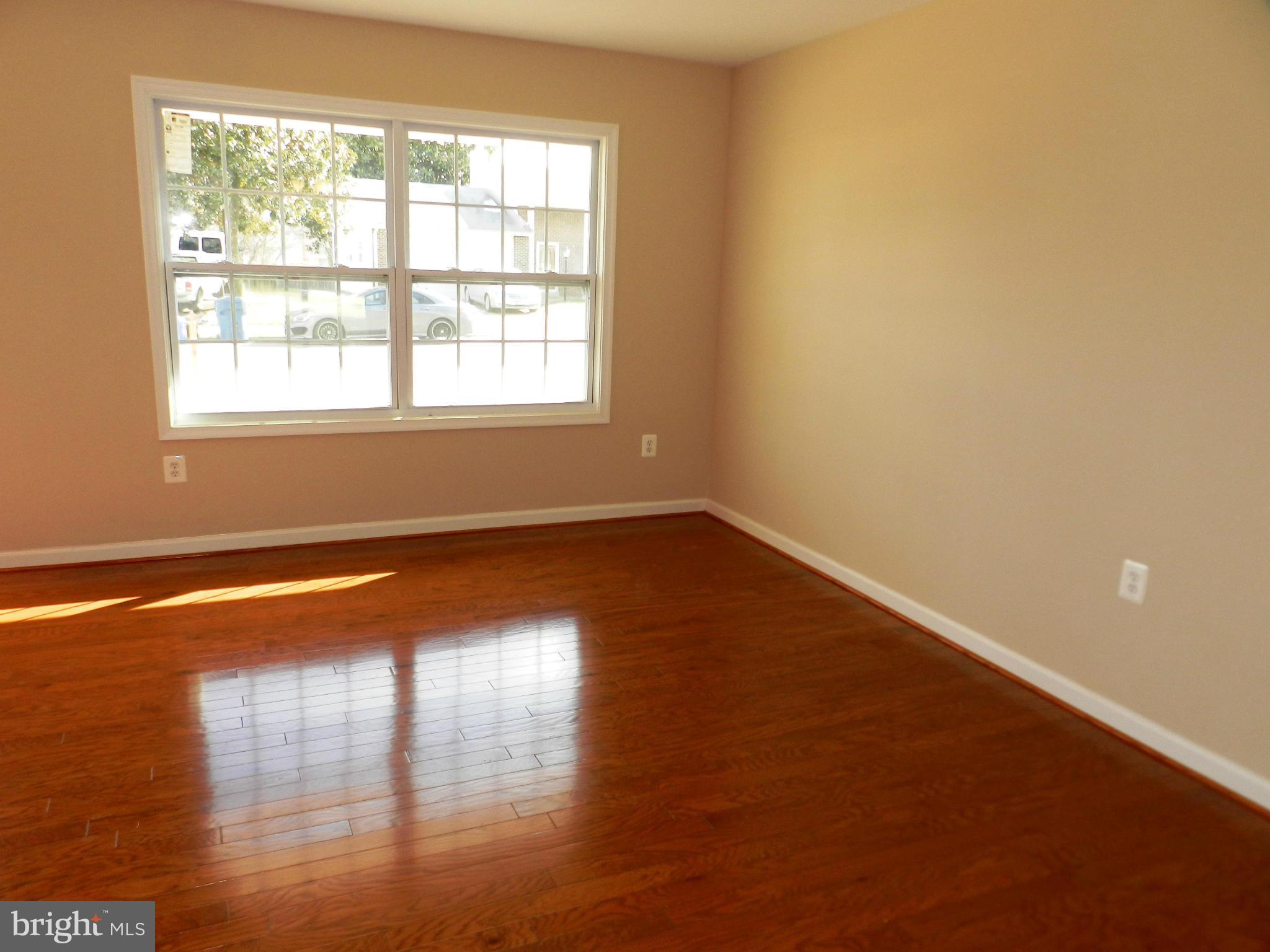 STERLING - Residential Lease